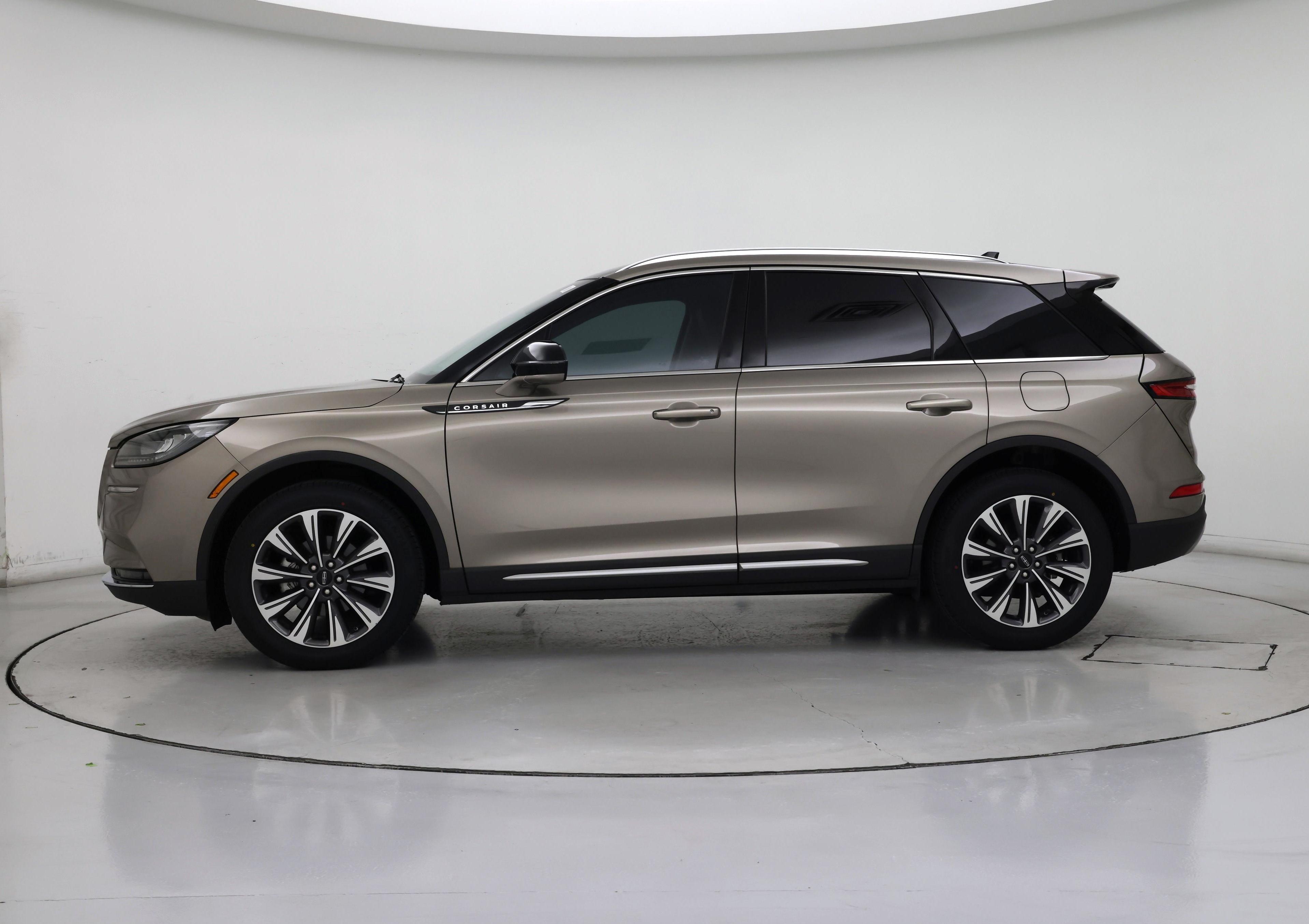 Thumbnail: 2020 Lincoln Corsair - 3