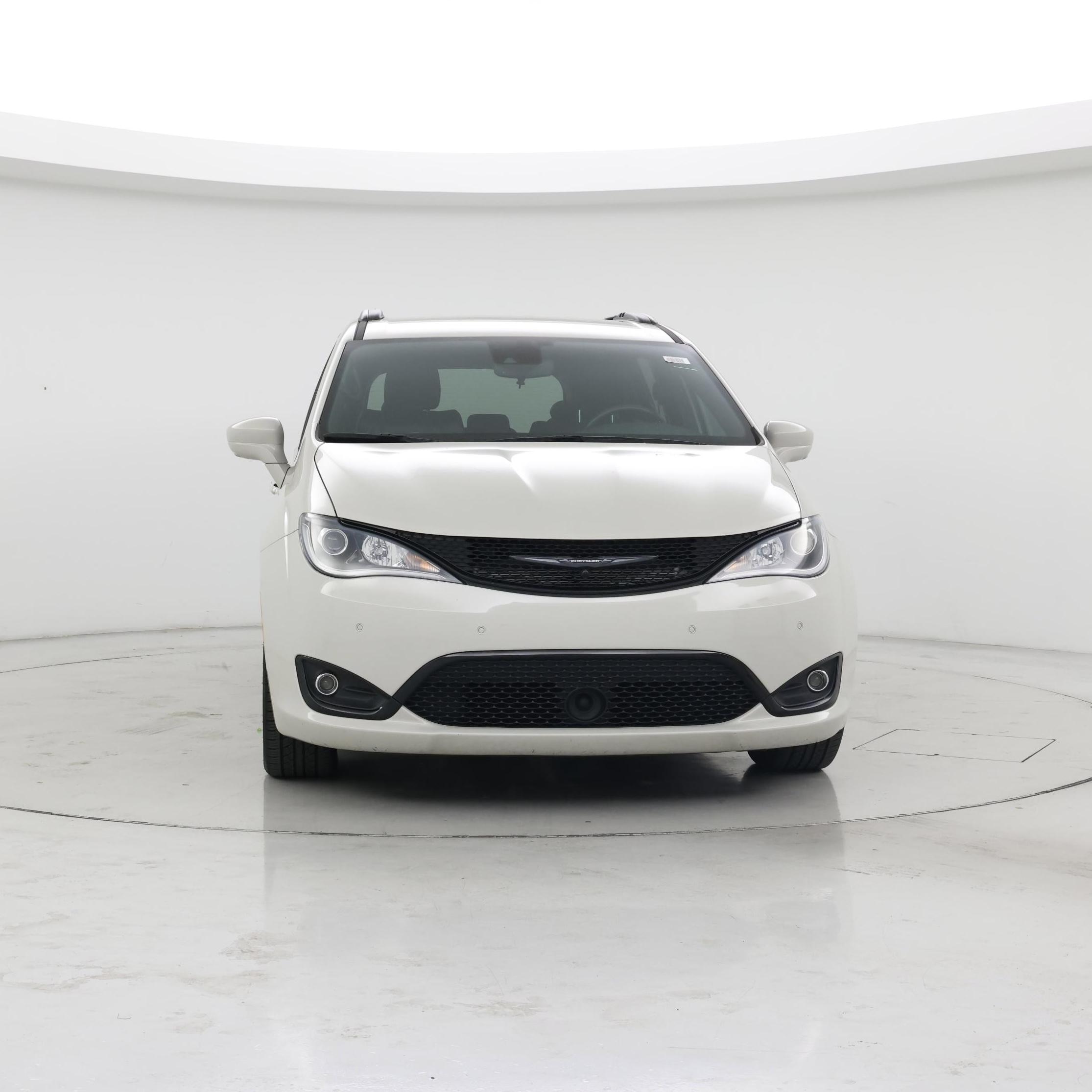 Thumbnail: 2020 Chrysler Pacifica - 5