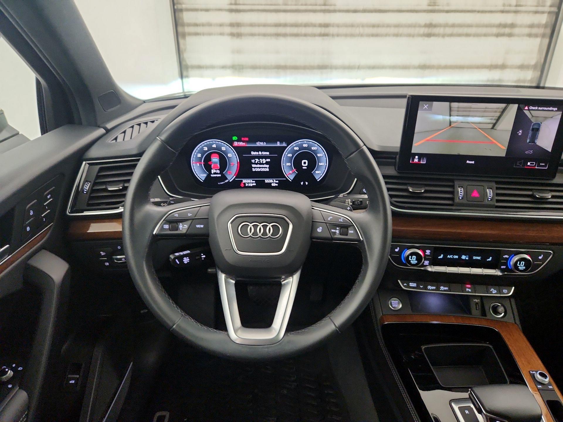 Thumbnail: 2022 Audi Q5 - 10