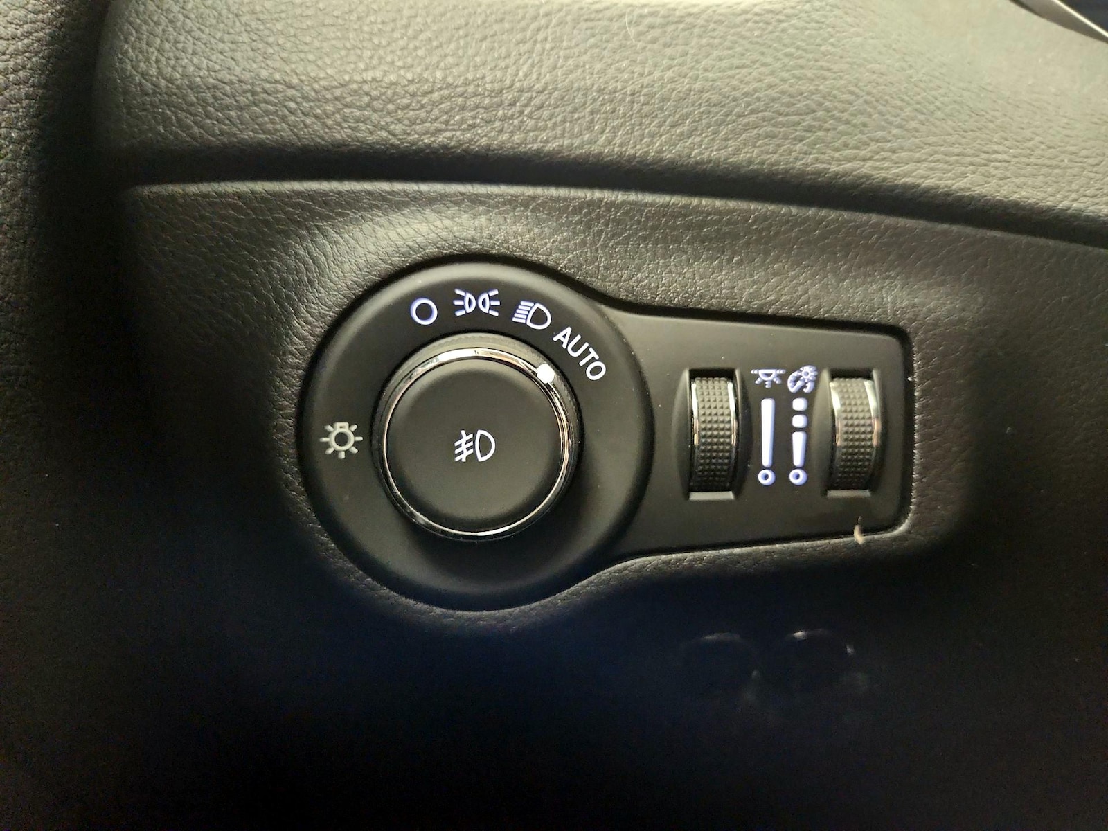 2020 Jeep Compass Latitude - Photo 14
