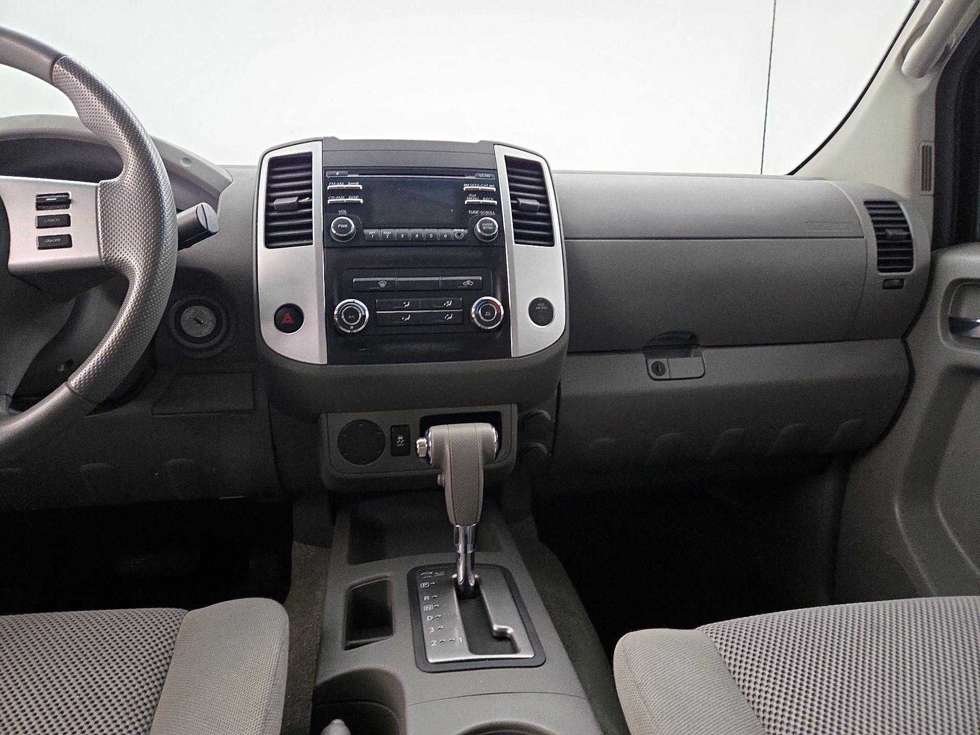 Thumbnail: 2014 Nissan Frontier - 9