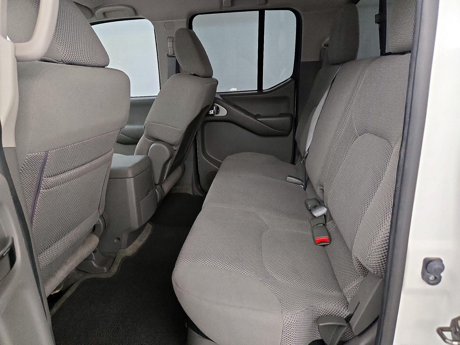 Thumbnail: 2014 Nissan Frontier - 18