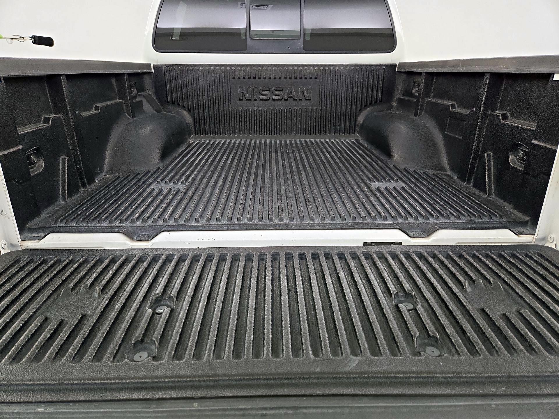 Thumbnail: 2014 Nissan Frontier - 19