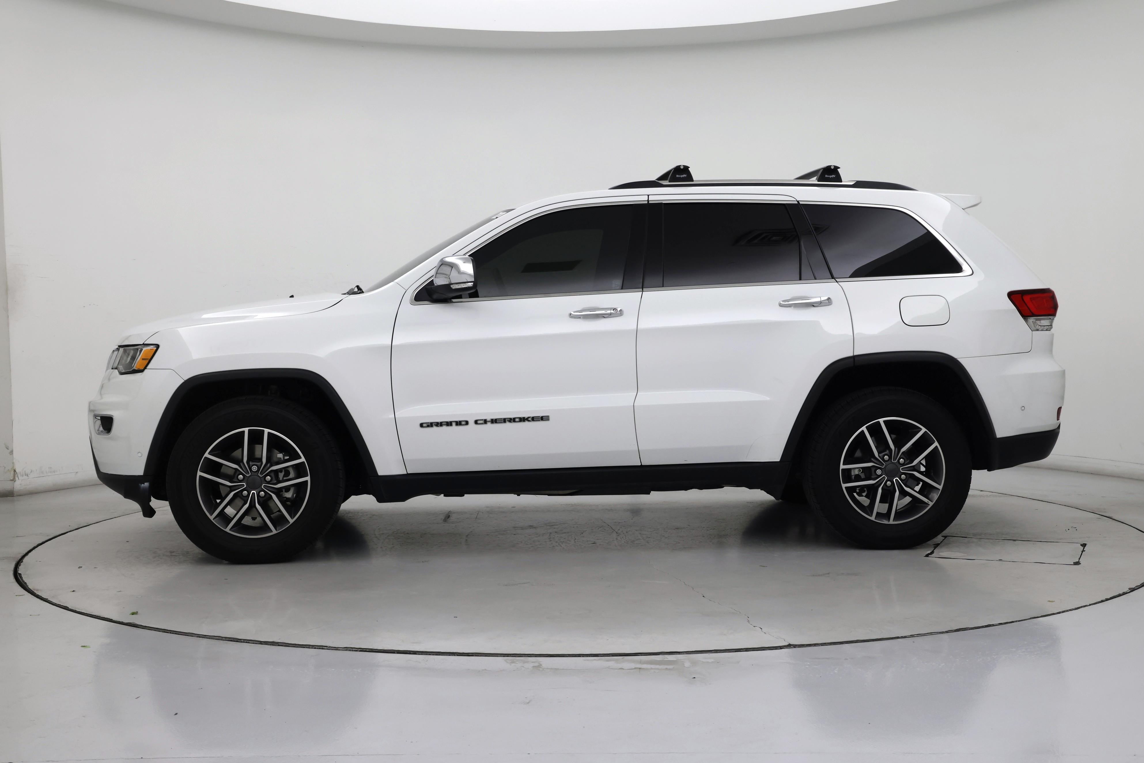 Thumbnail: 2020 Jeep Grand Cherokee - 3