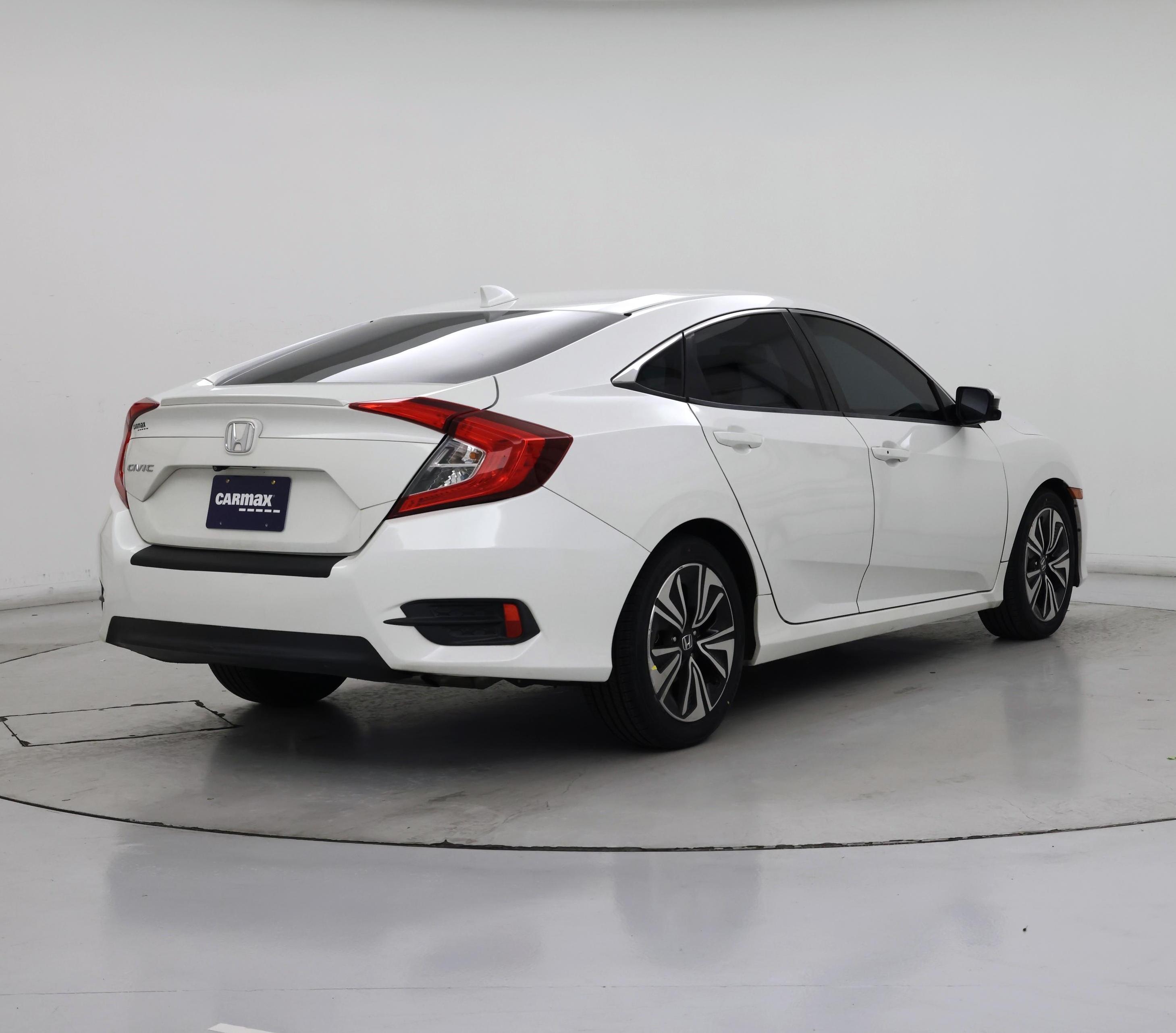 Thumbnail: 2017 Honda Civic - 8