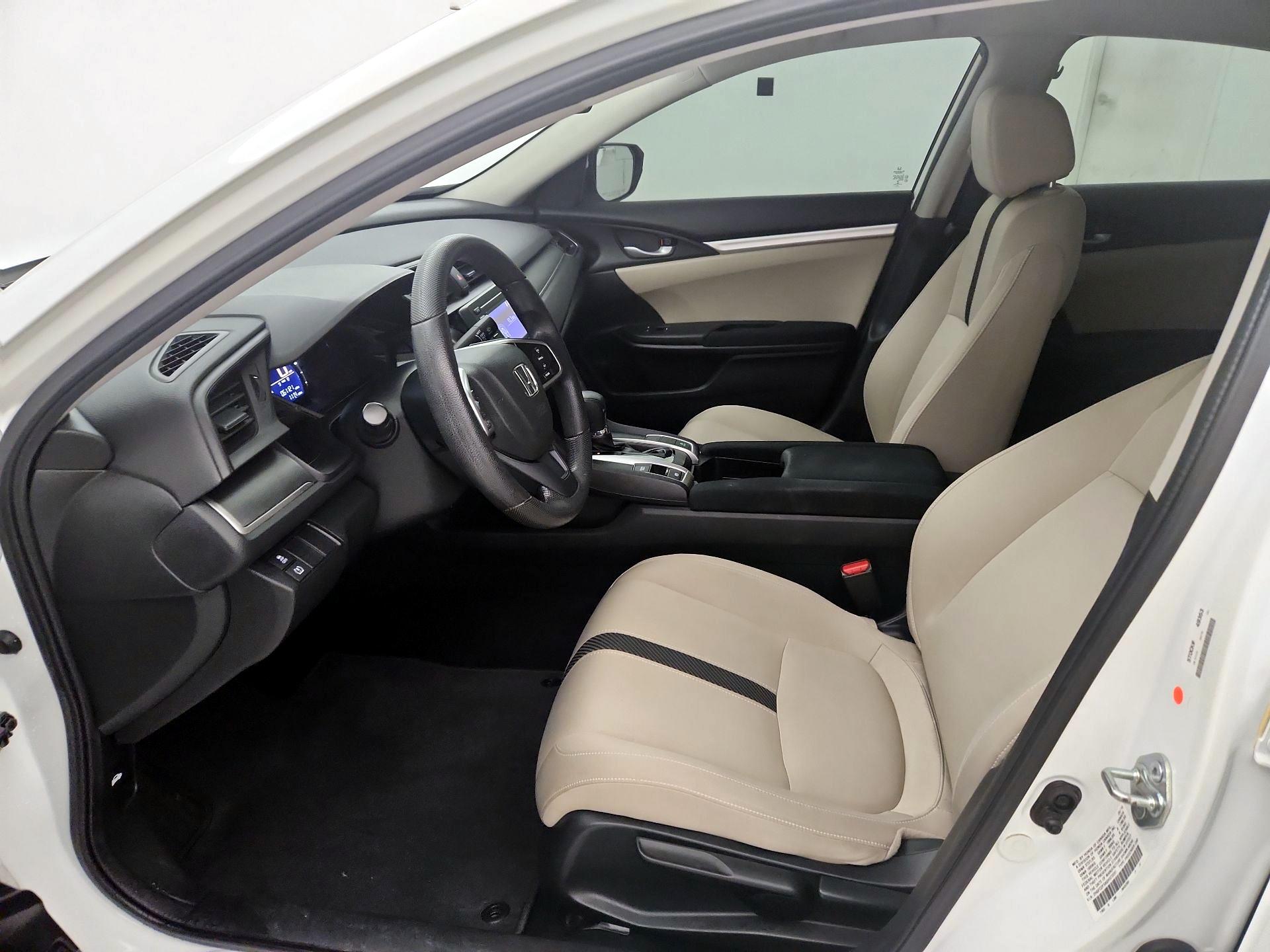 Thumbnail: 2016 Honda Civic - 11