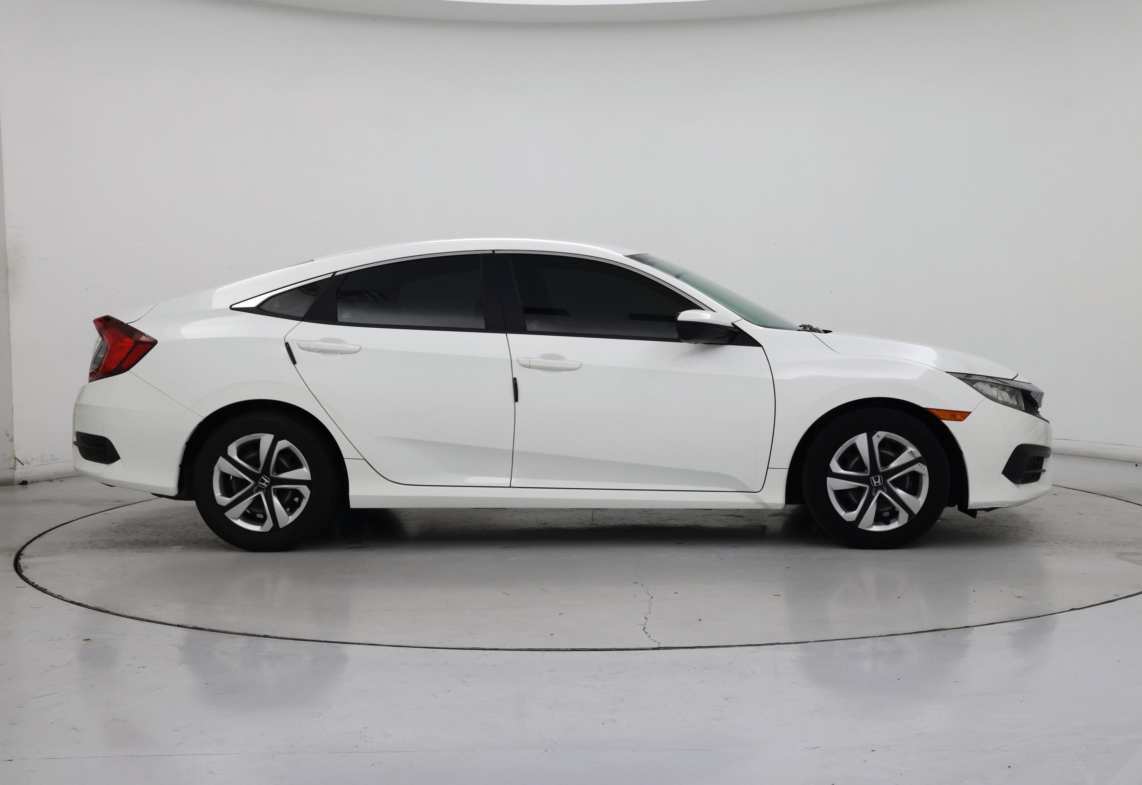 Thumbnail: 2016 Honda Civic - 7