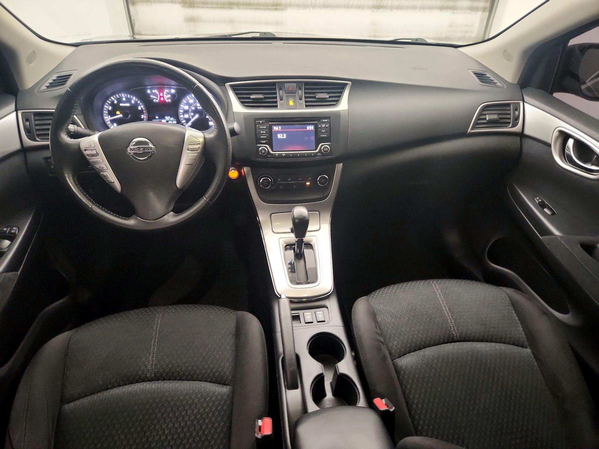 Thumbnail: 2015 Nissan Sentra - 9