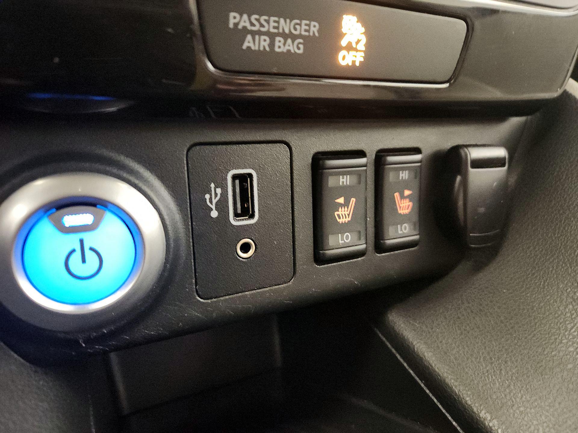 Thumbnail: 2019 Nissan Leaf - 18