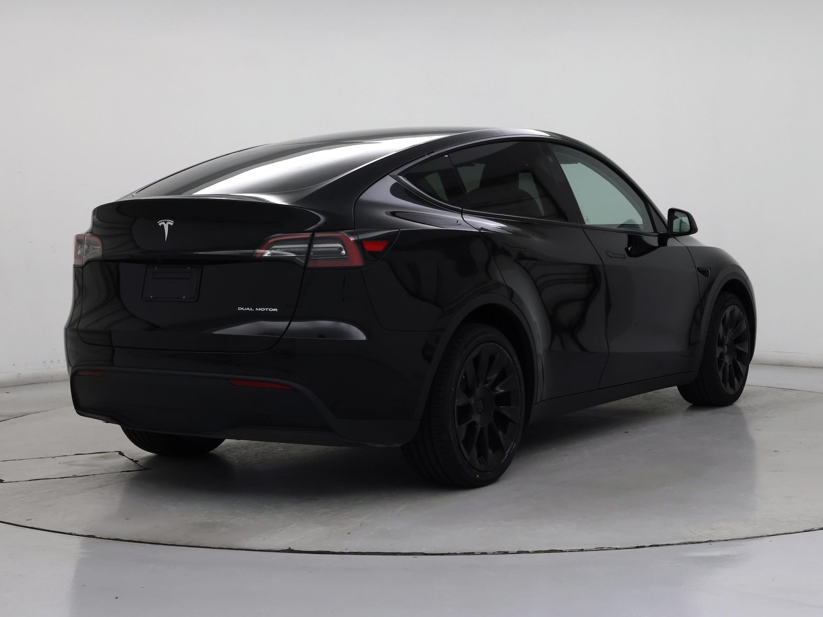 2023 Tesla Model Y Long Range - Photo 9