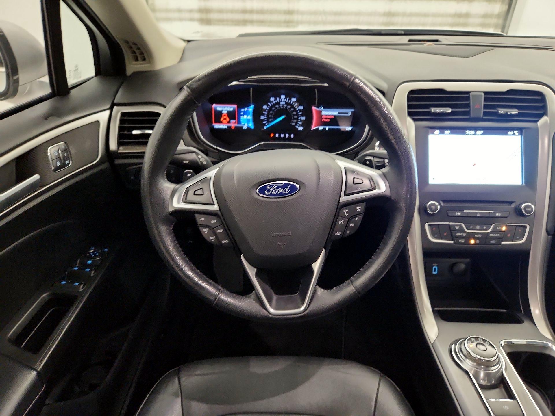 Thumbnail: 2017 Ford Fusion - 10