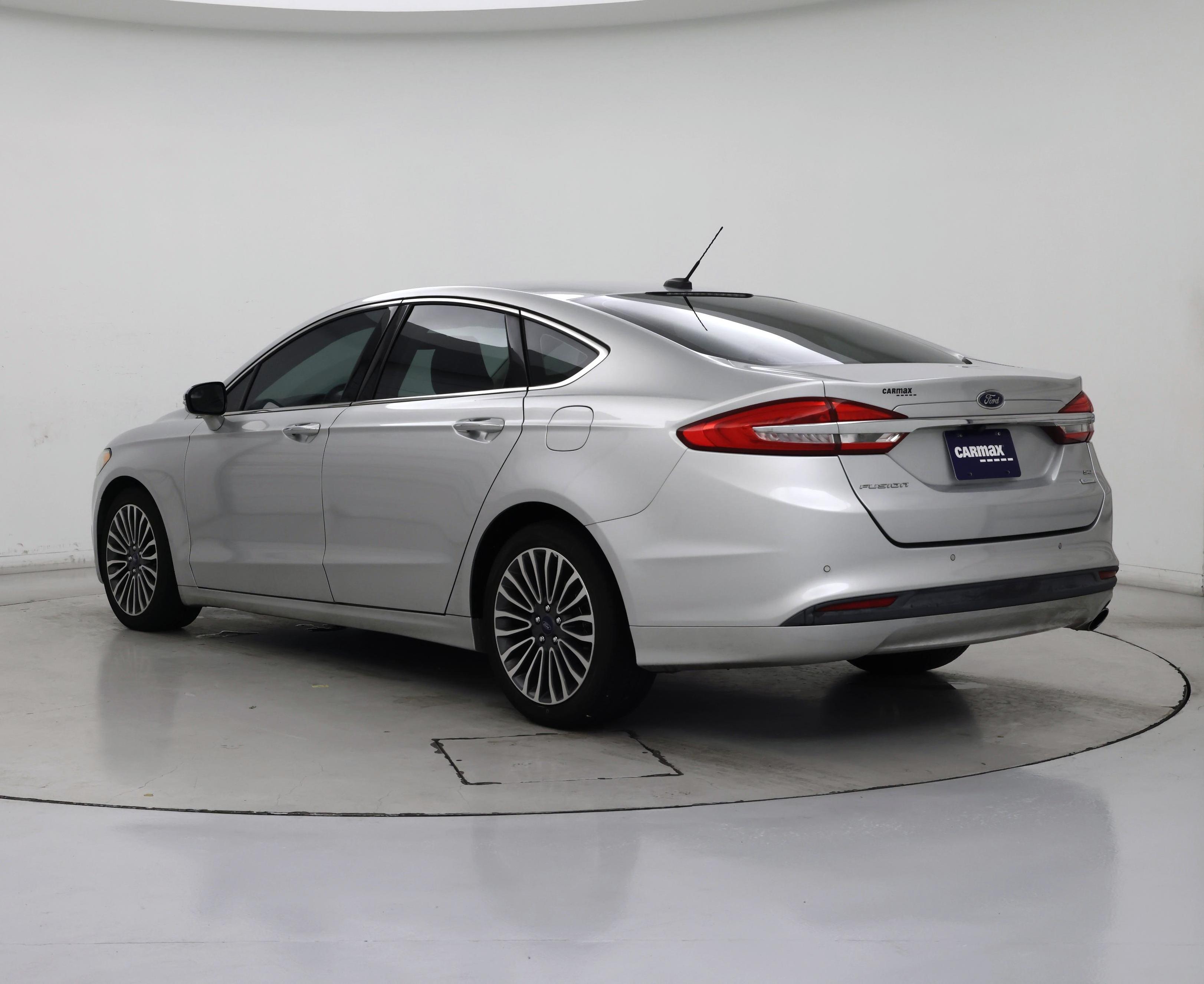 Thumbnail: 2017 Ford Fusion - 2