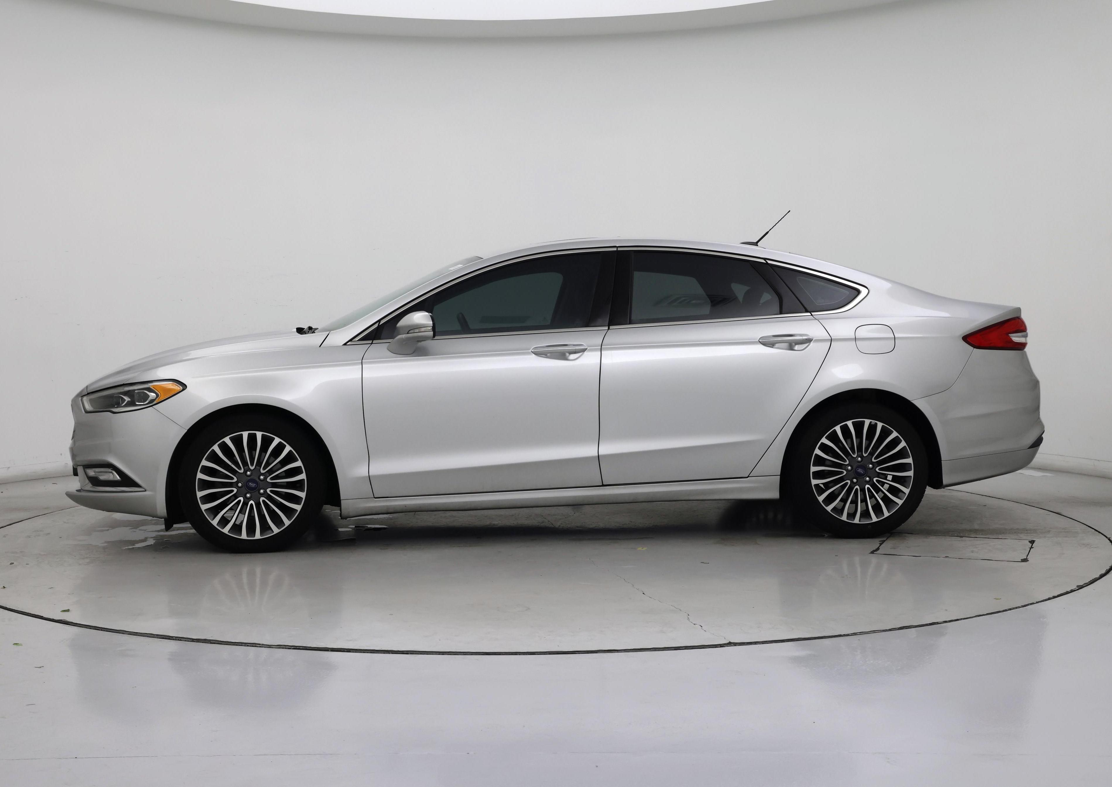Thumbnail: 2017 Ford Fusion - 3