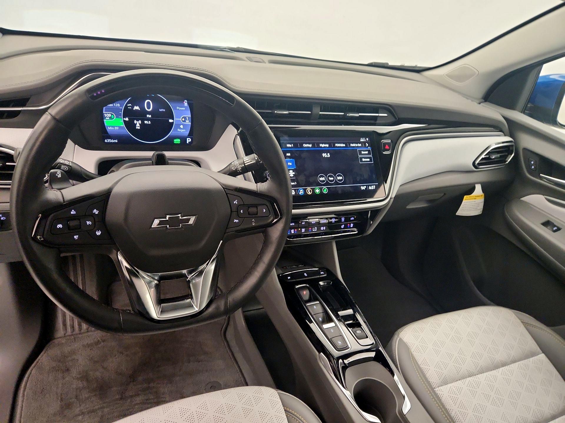 Thumbnail: 2023 Chevrolet Bolt EUV - 9