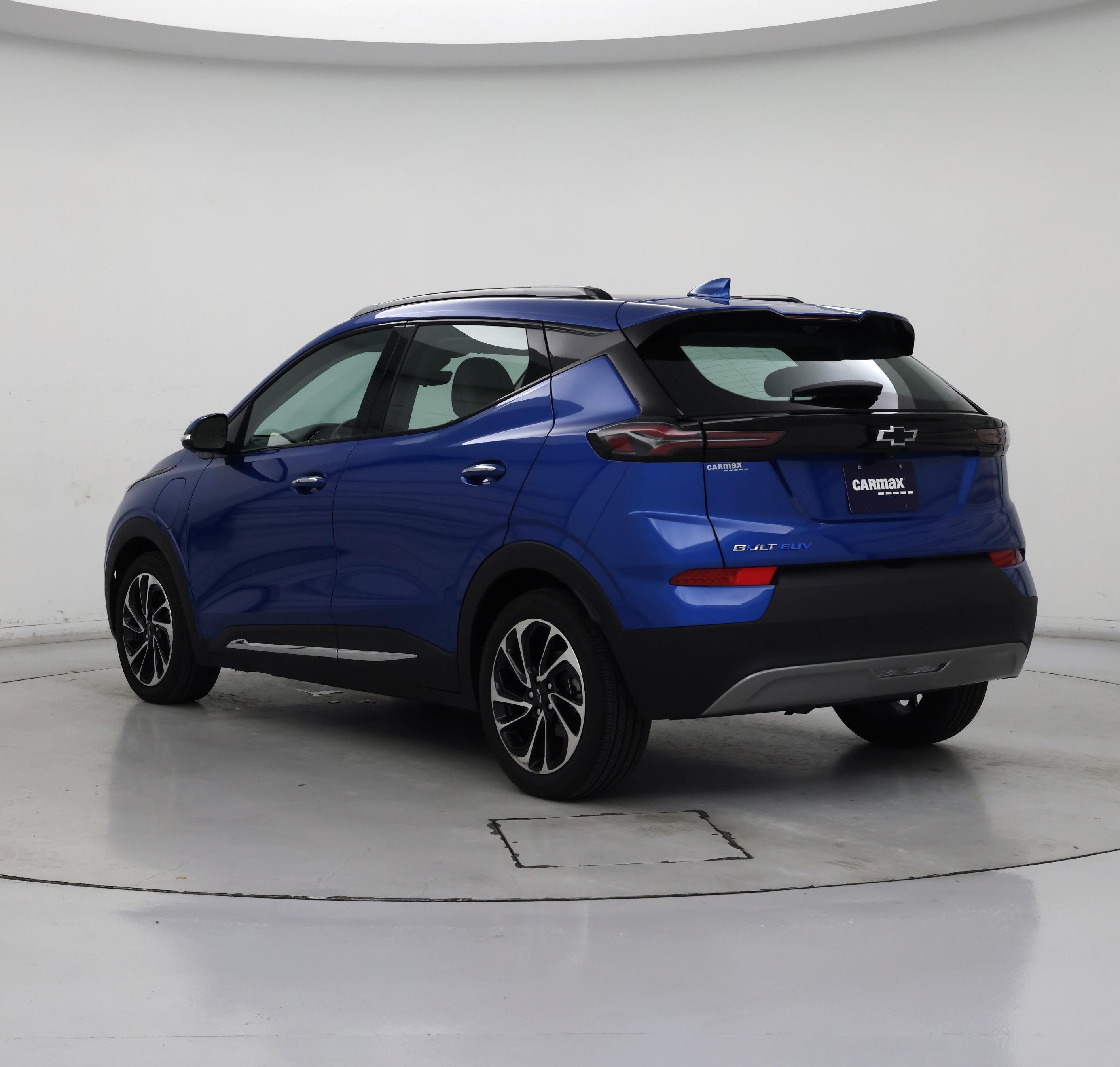Thumbnail: 2023 Chevrolet Bolt EUV - 2