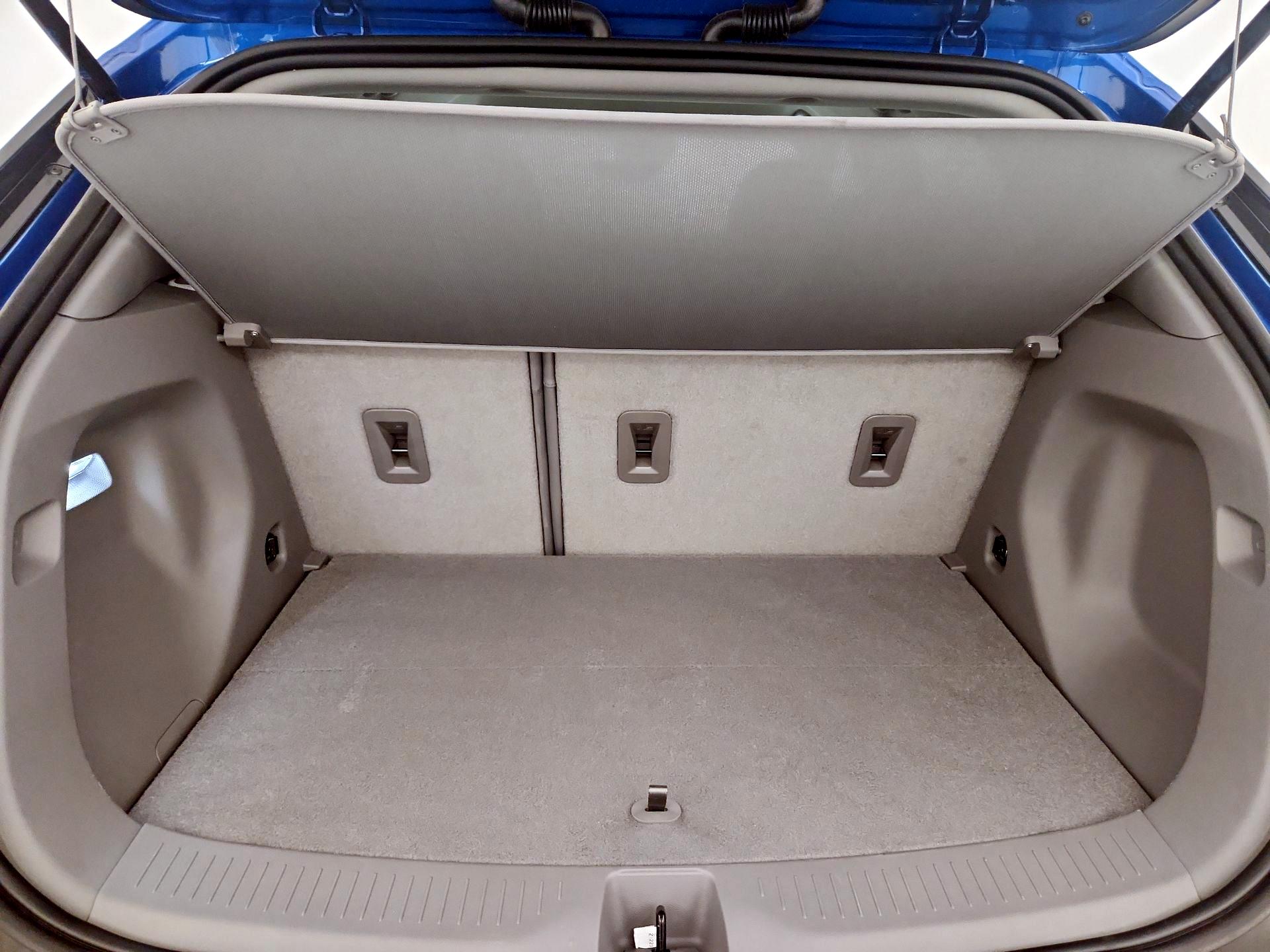 Thumbnail: 2023 Chevrolet Bolt EUV - 19