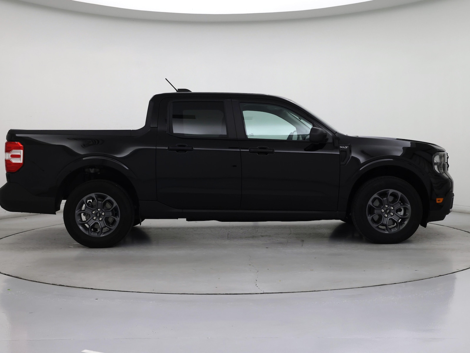 2025 Ford Maverick XLT - Photo 8