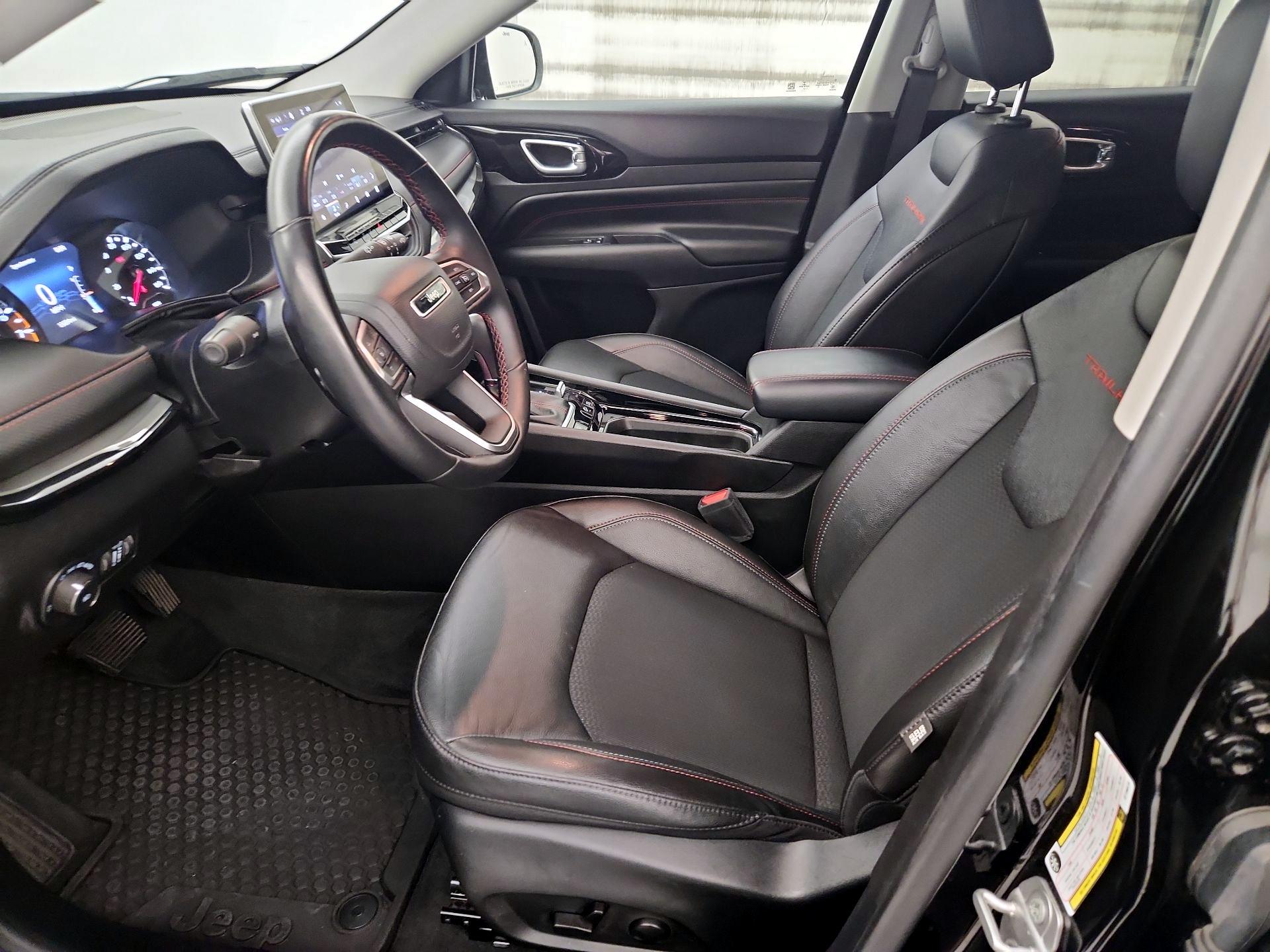 Thumbnail: 2022 Jeep Compass - 11