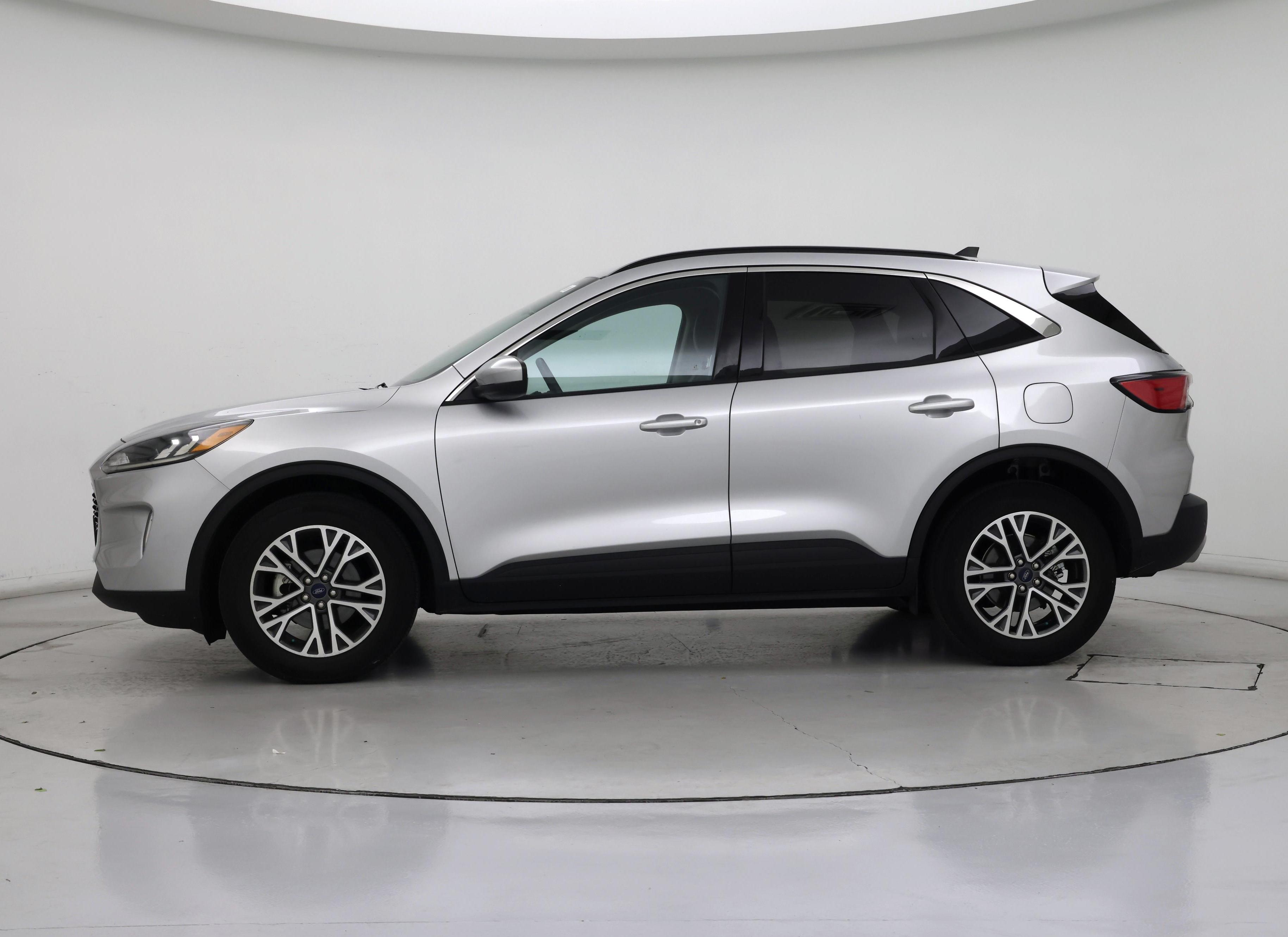 Thumbnail: 2020 Ford Escape - 3
