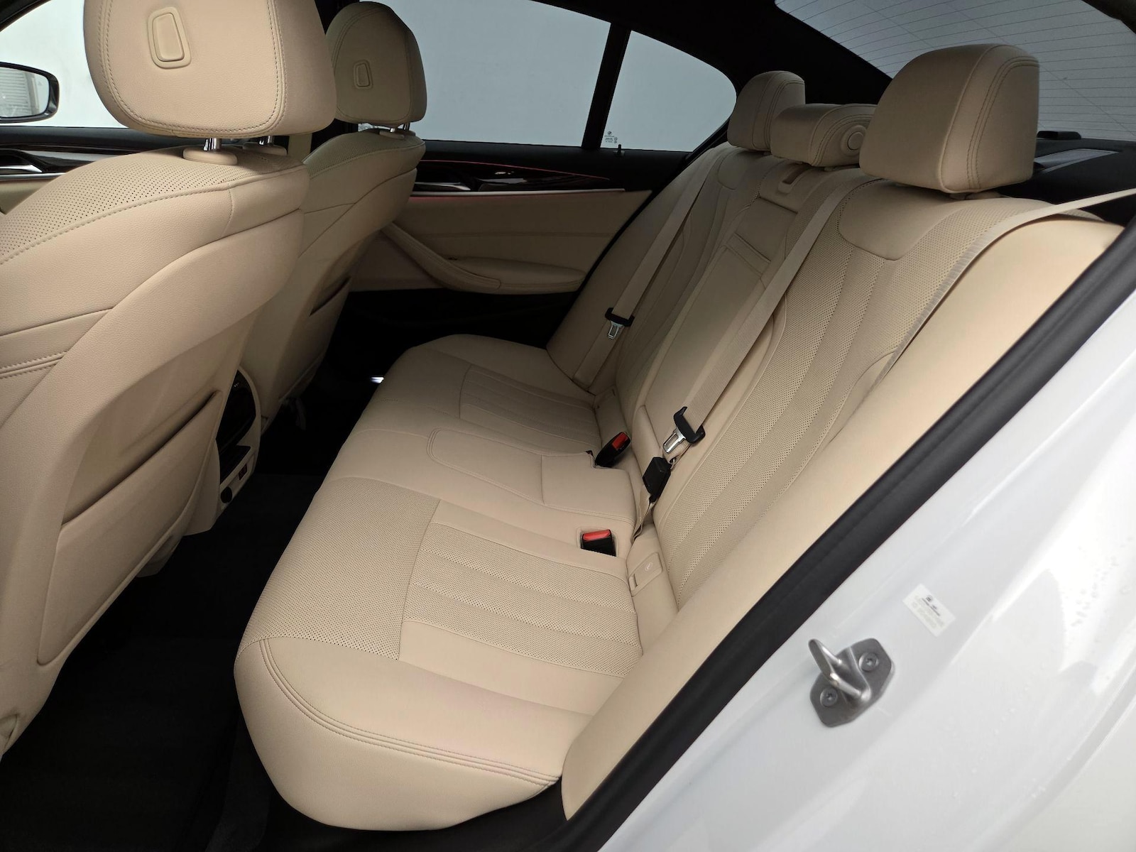 2022 BMW 5 Series 540i - Photo 22