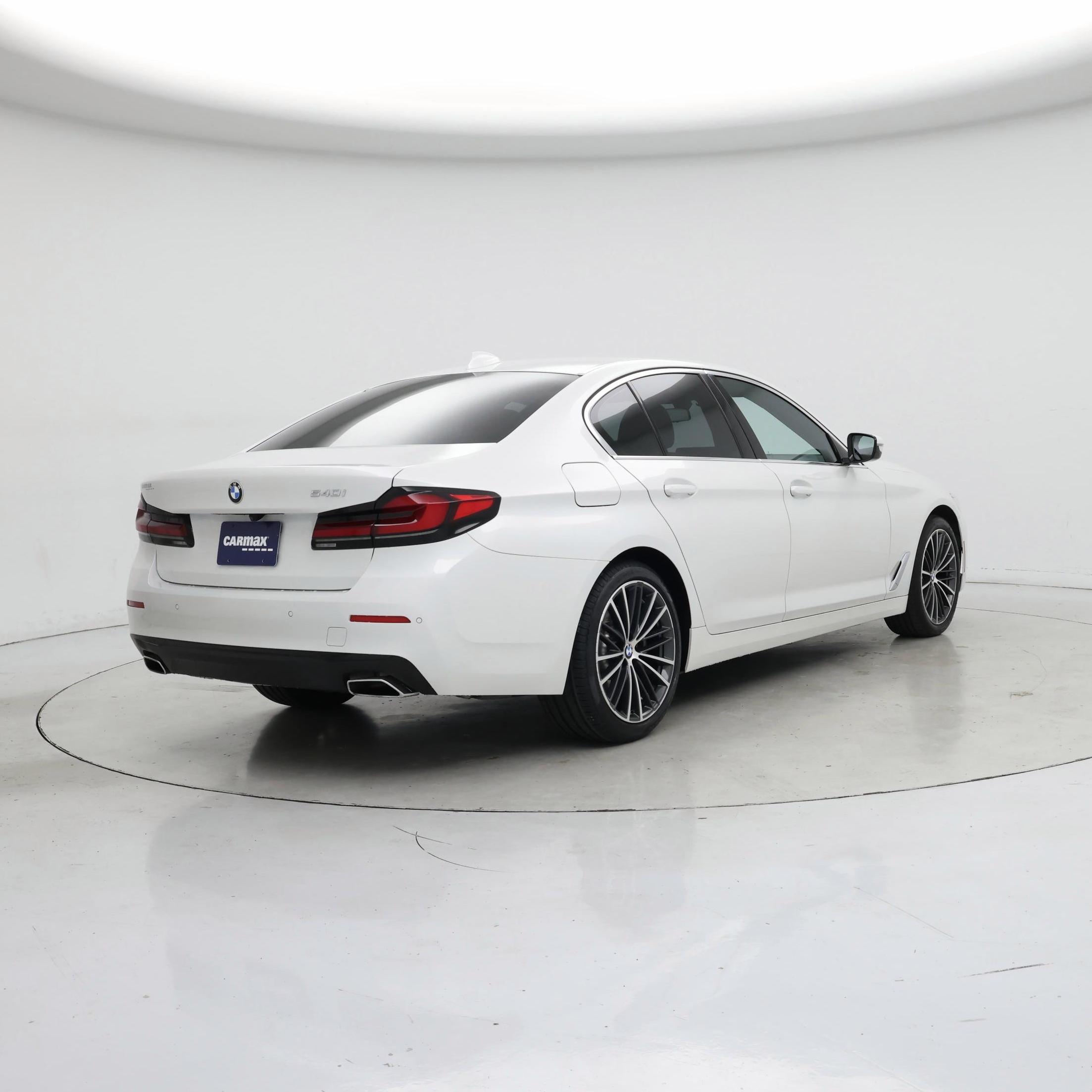 Thumbnail: 2022 BMW 5 Series - 8