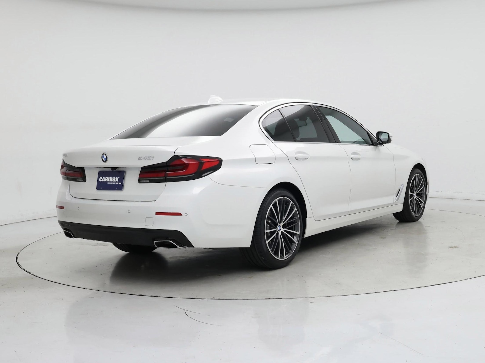 2022 BMW 5 Series 540i - Photo 9
