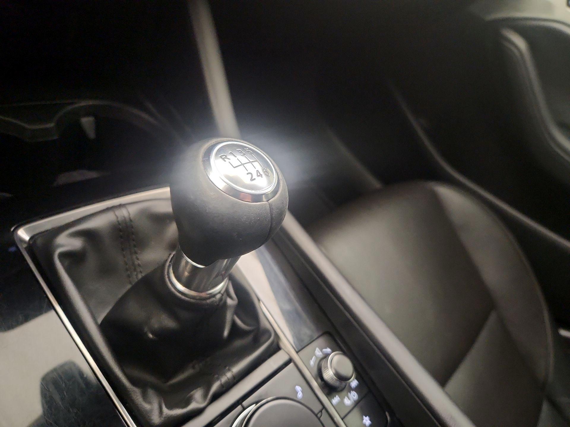 Thumbnail: 2022 Mazda Mazda3 - 16