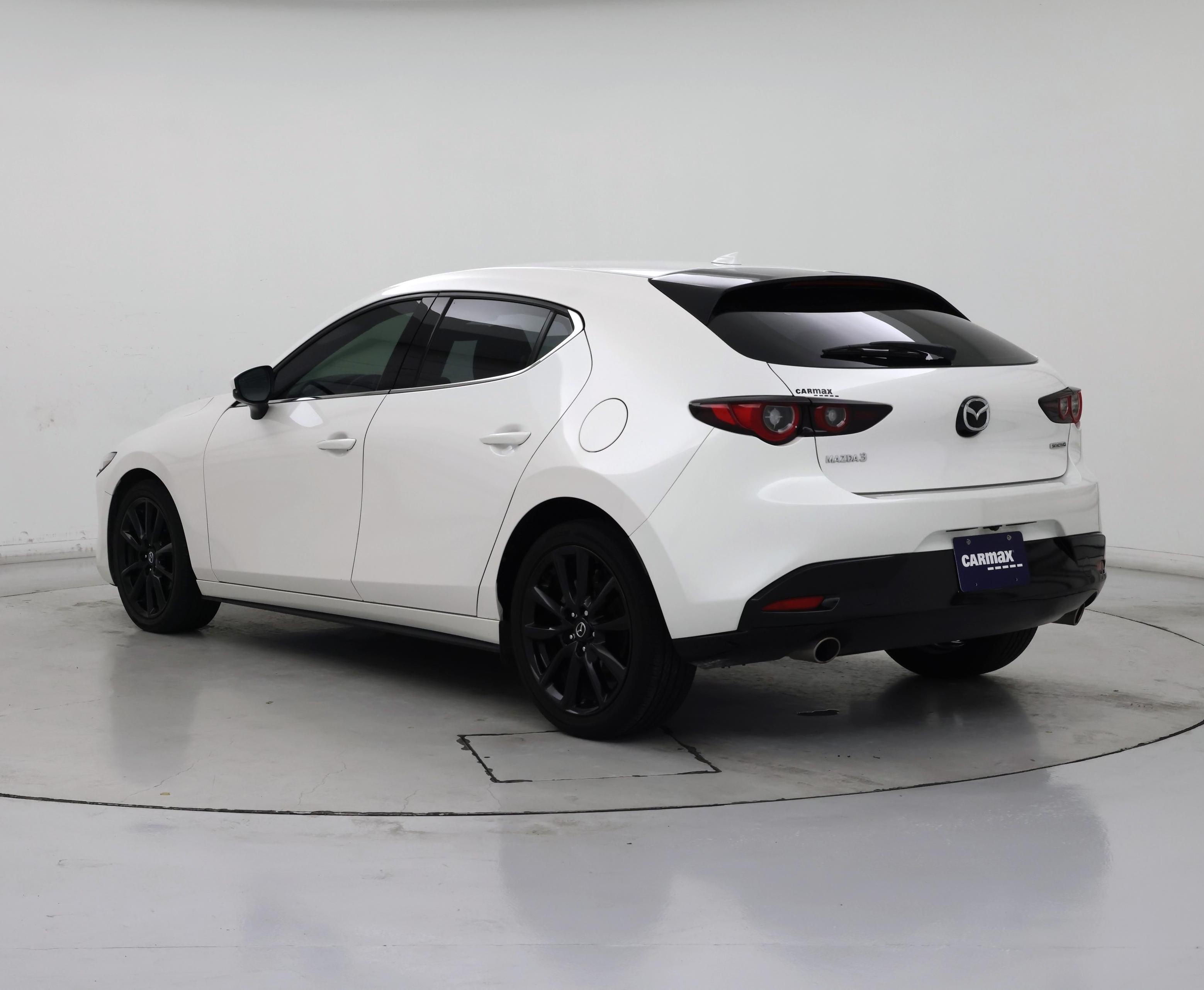 Thumbnail: 2022 Mazda Mazda3 - 2