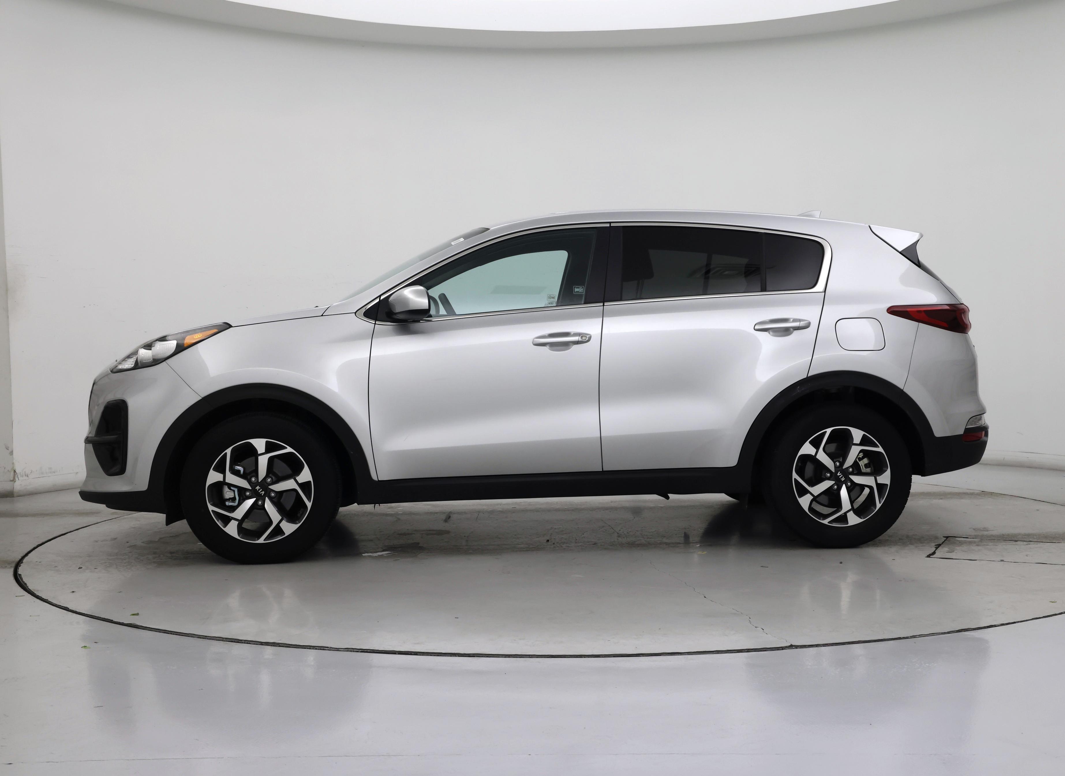 Thumbnail: 2020 Kia Sportage - 3