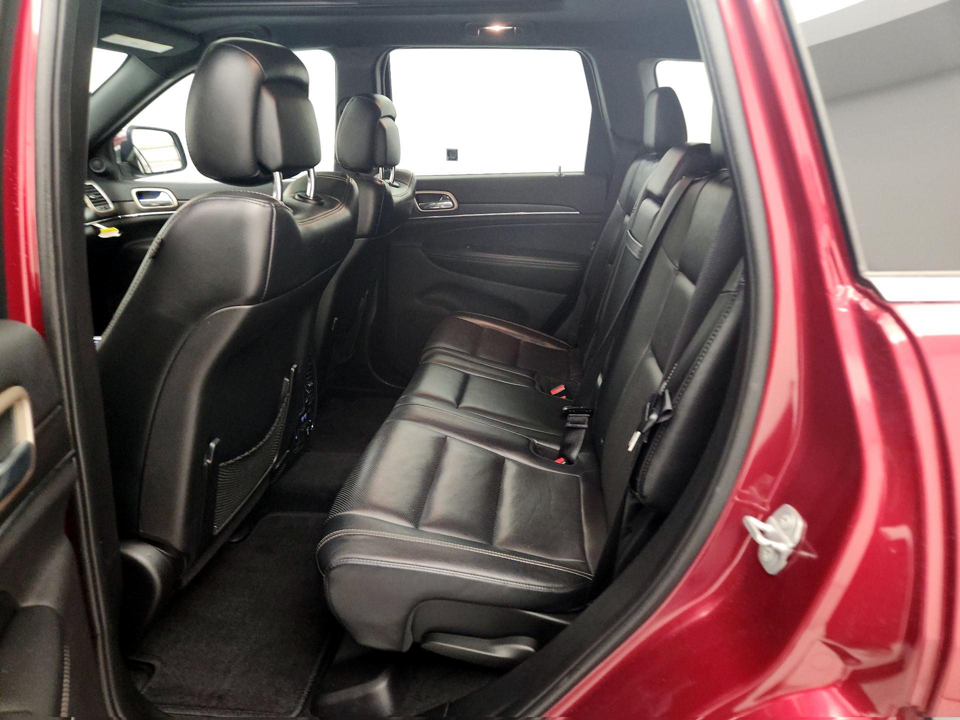 Thumbnail: 2015 Jeep Grand Cherokee - 20