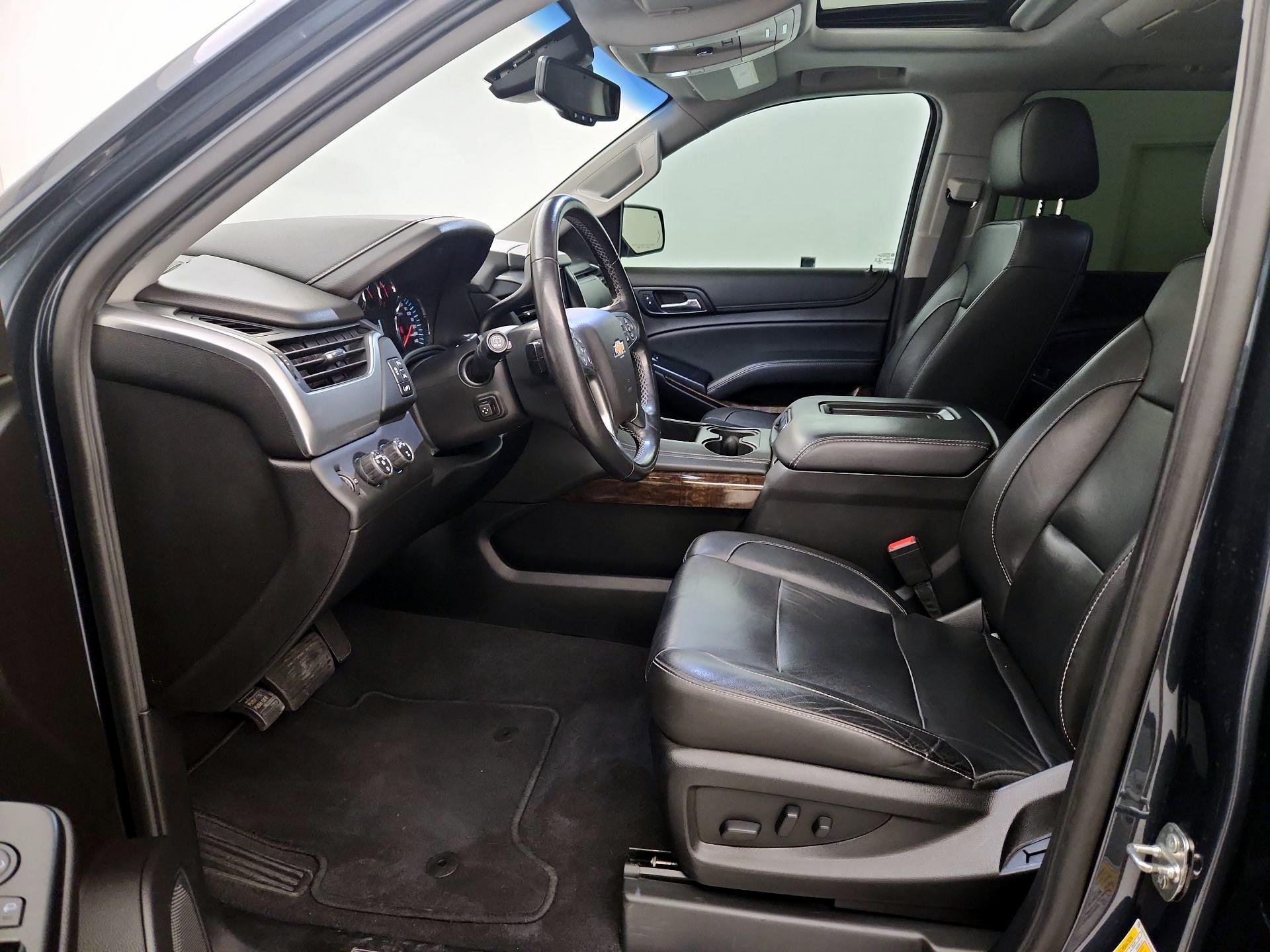 Thumbnail: 2020 Chevrolet Tahoe - 11