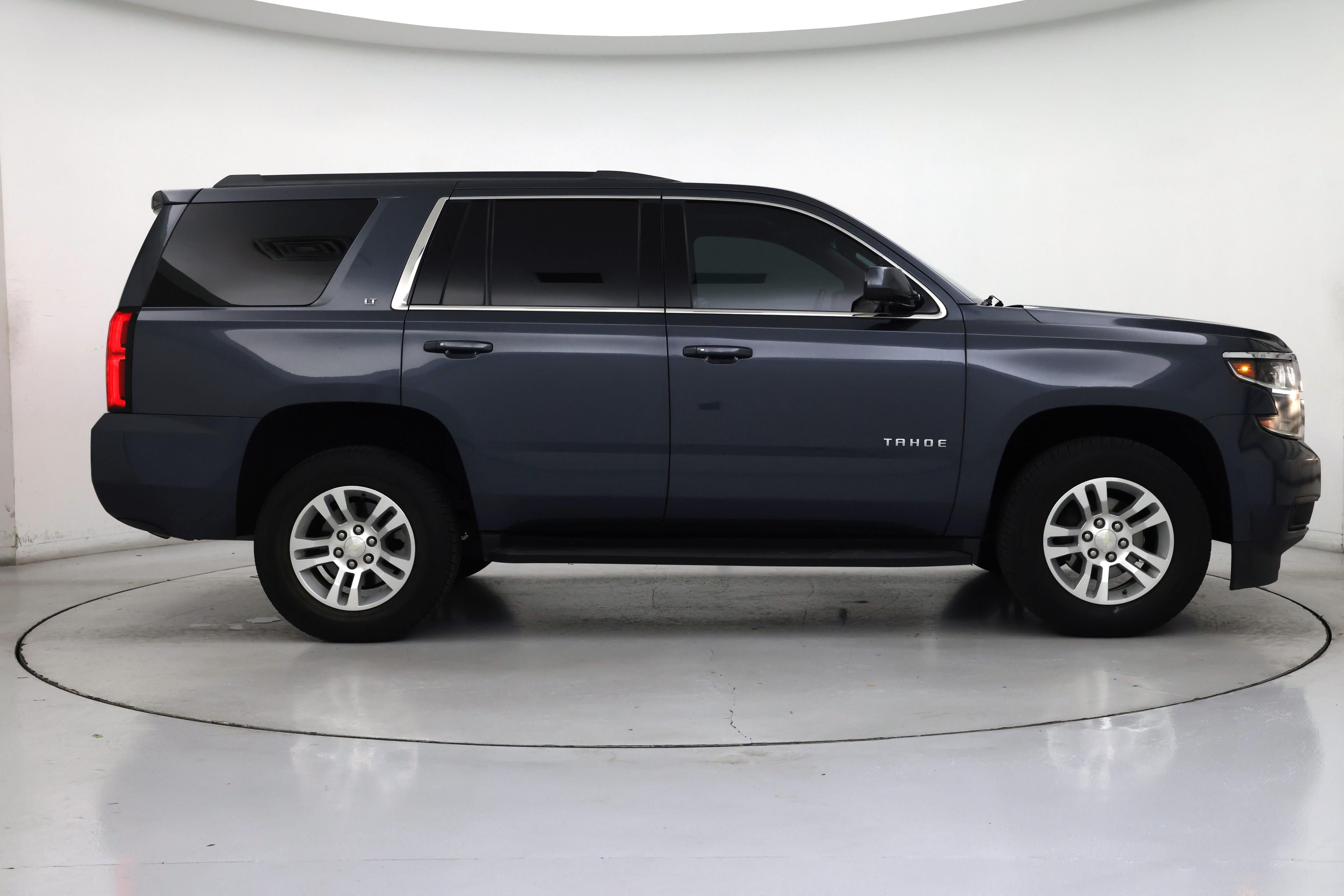 Thumbnail: 2020 Chevrolet Tahoe - 7