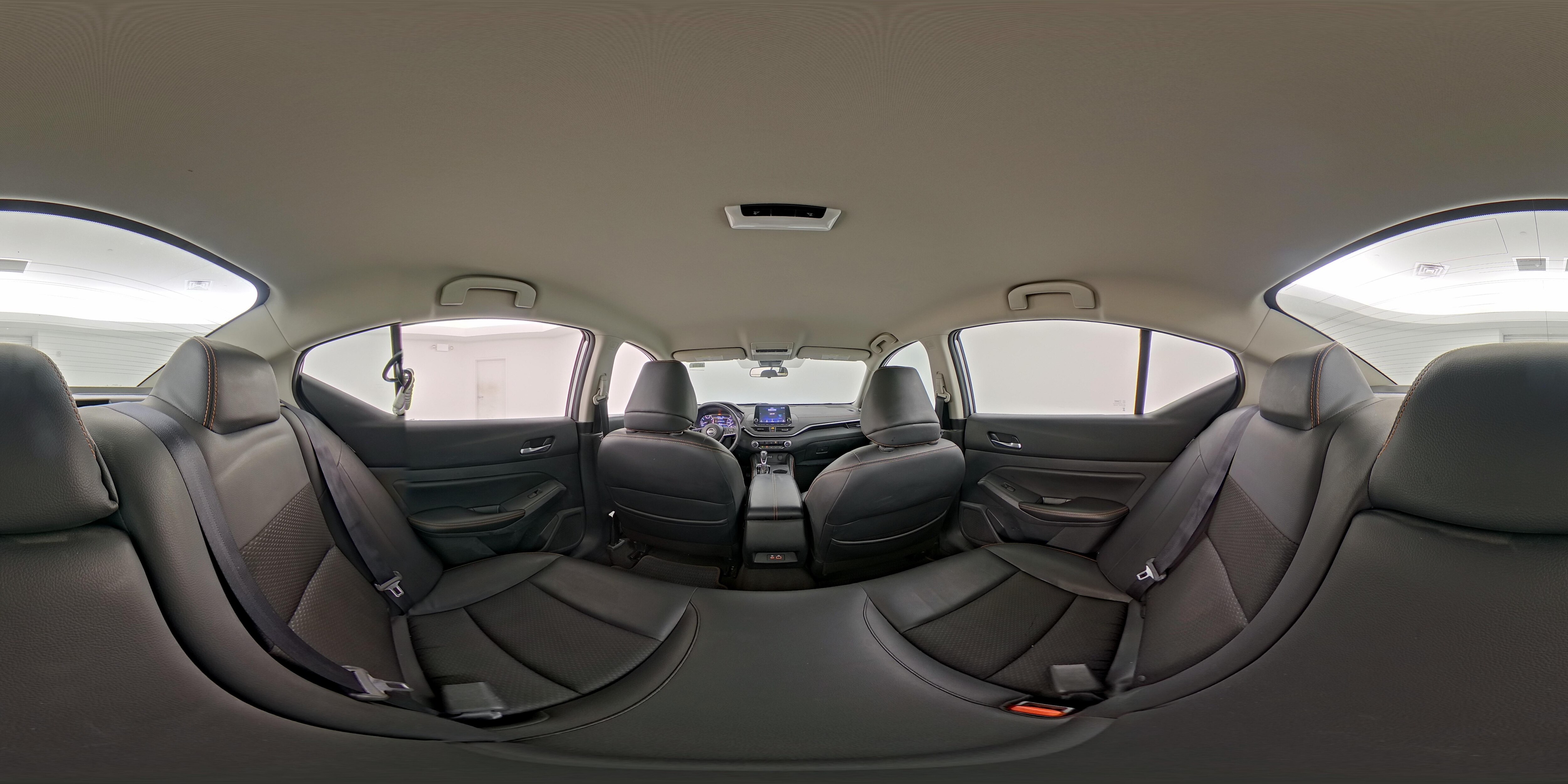 2021 Nissan Altima SR - Photo 25