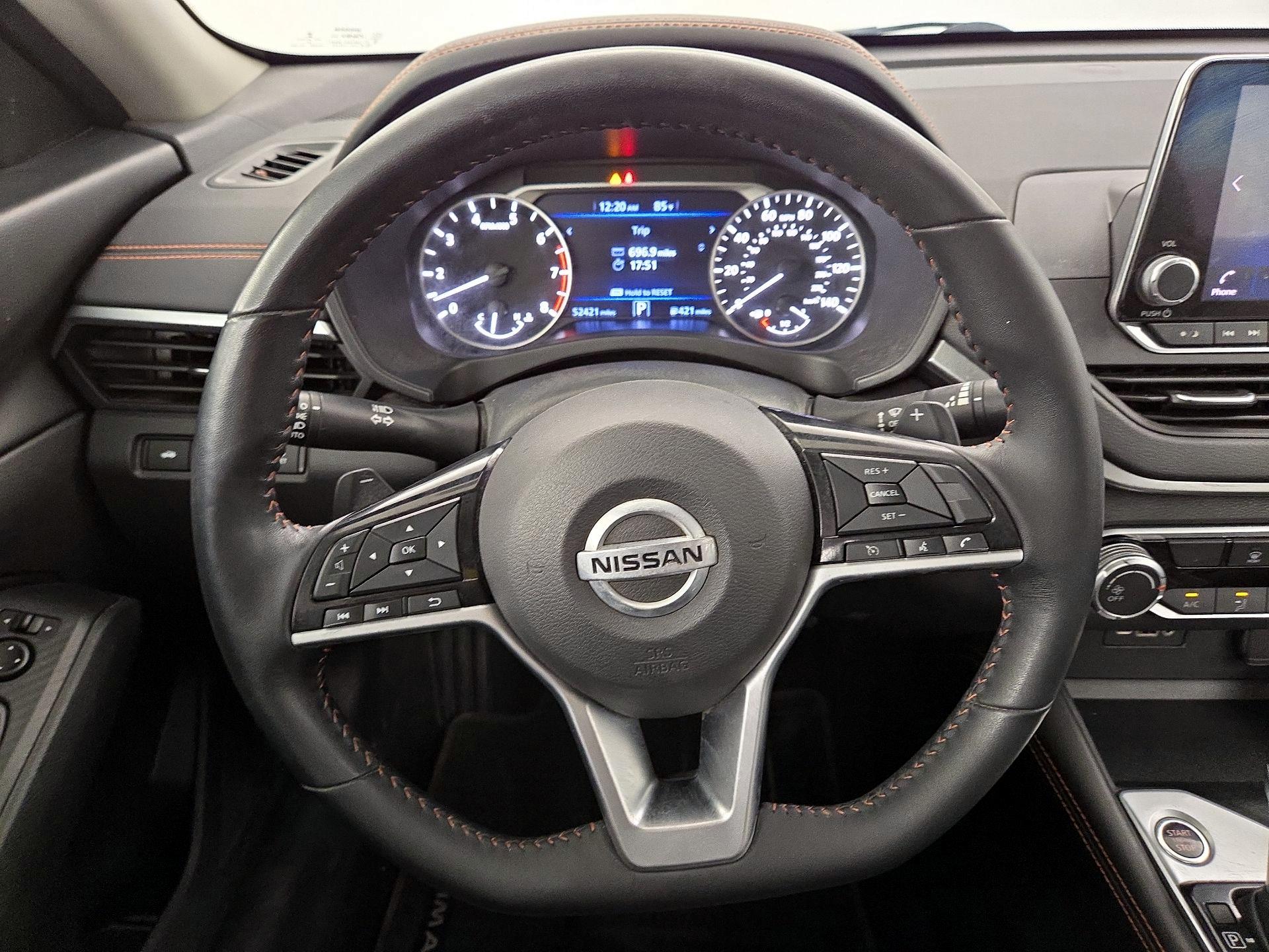 Thumbnail: 2021 Nissan Altima - 10