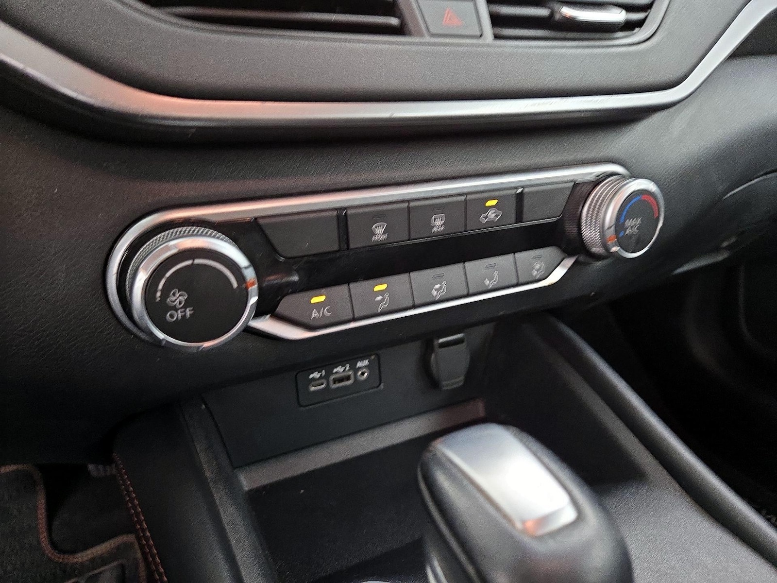 2021 Nissan Altima SR - Photo 17