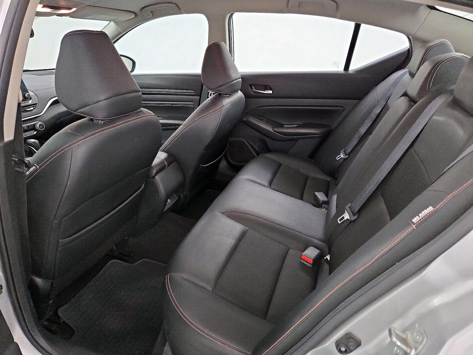 2021 Nissan Altima SR - Photo 20