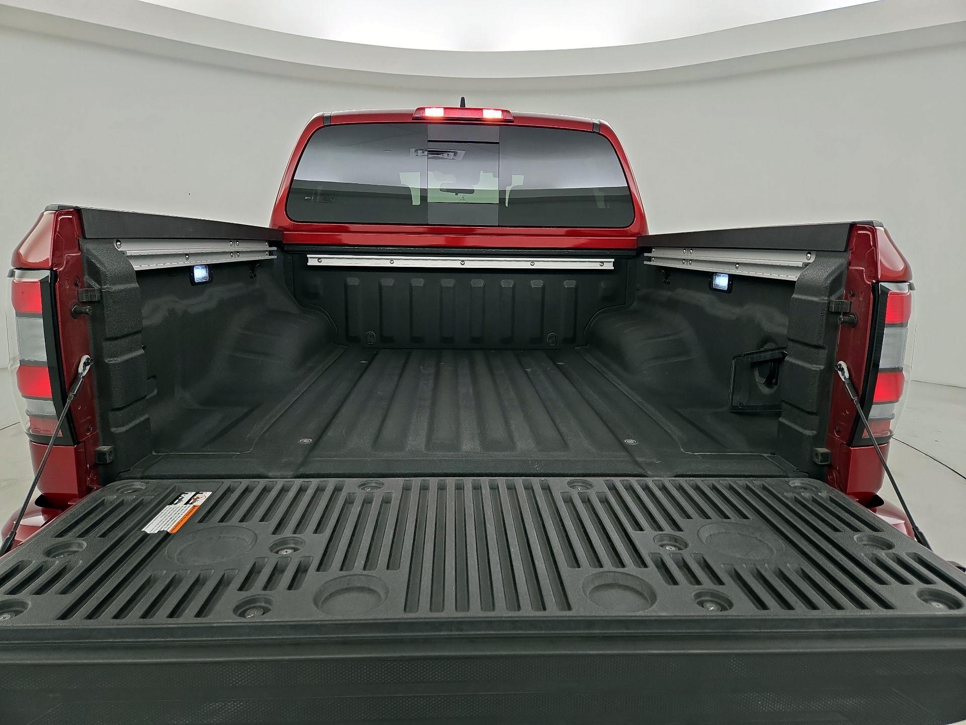 Thumbnail: 2025 Nissan Frontier - 20