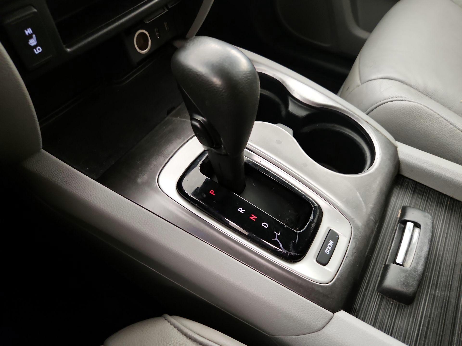 Thumbnail: 2016 Honda Pilot - 17