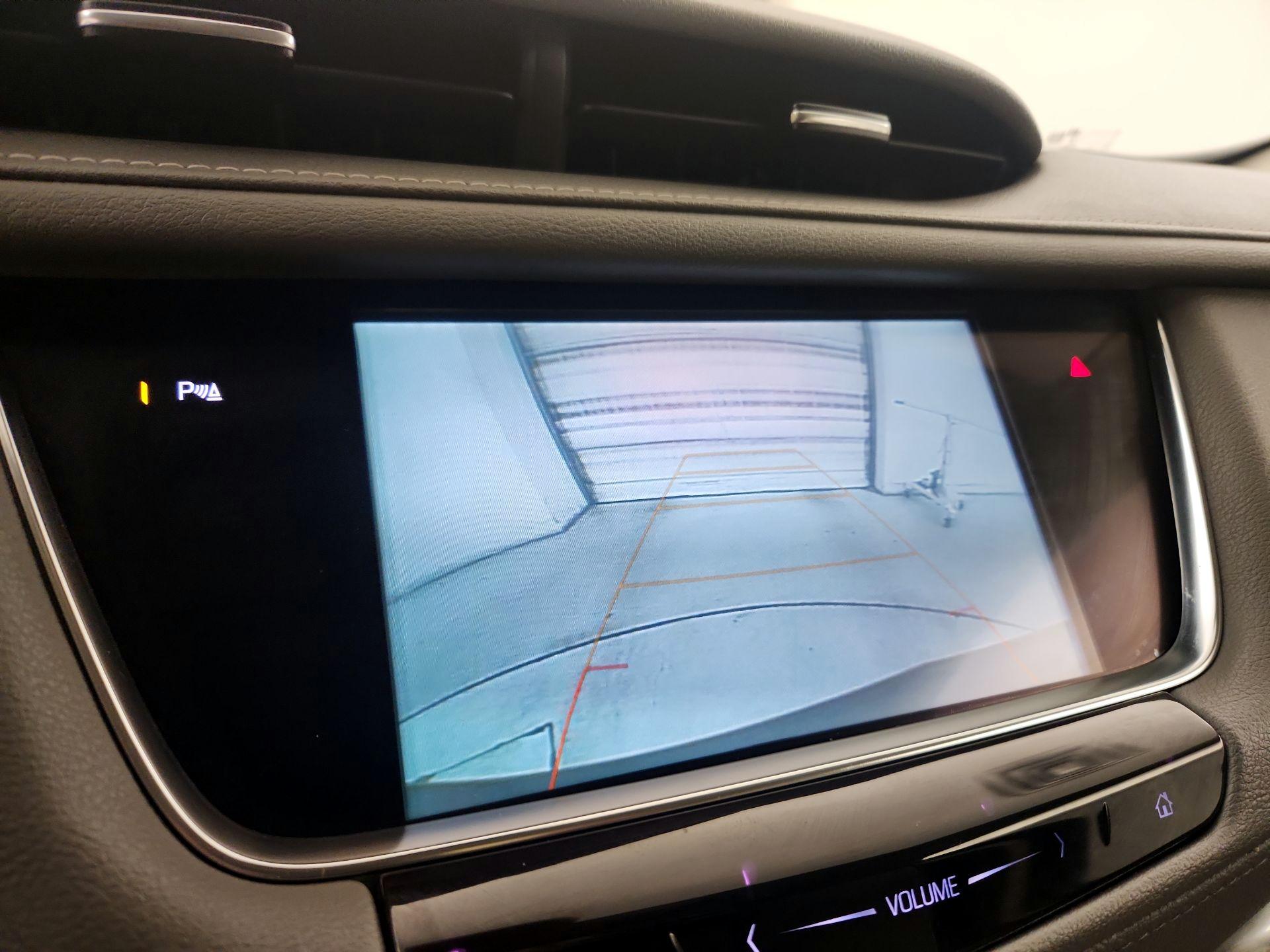 Thumbnail: 2019 Cadillac XT5 - 14