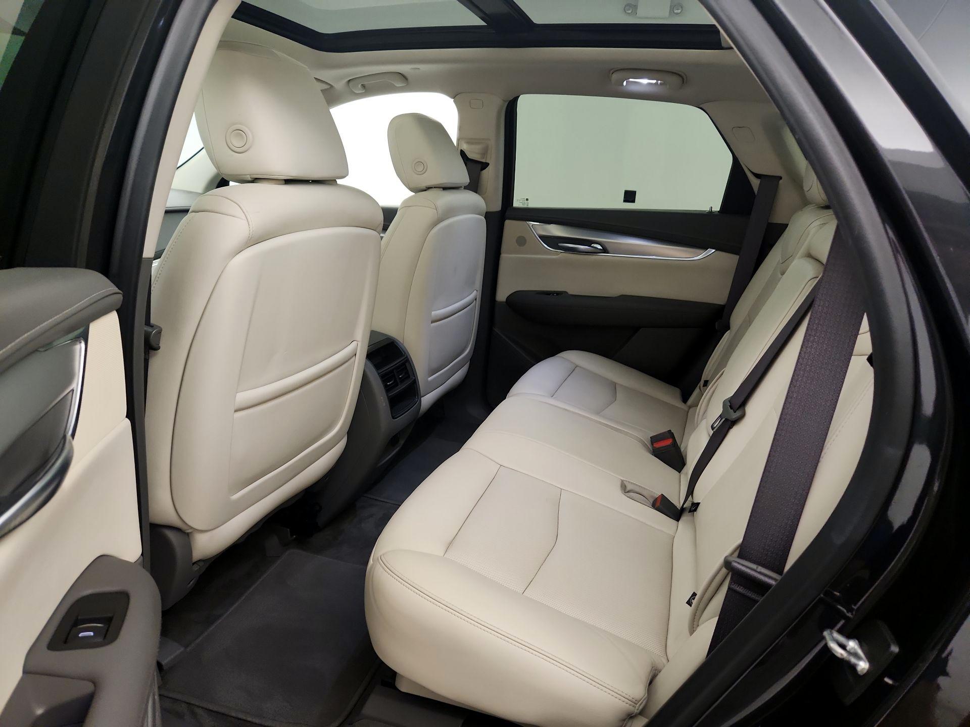Thumbnail: 2019 Cadillac XT5 - 20