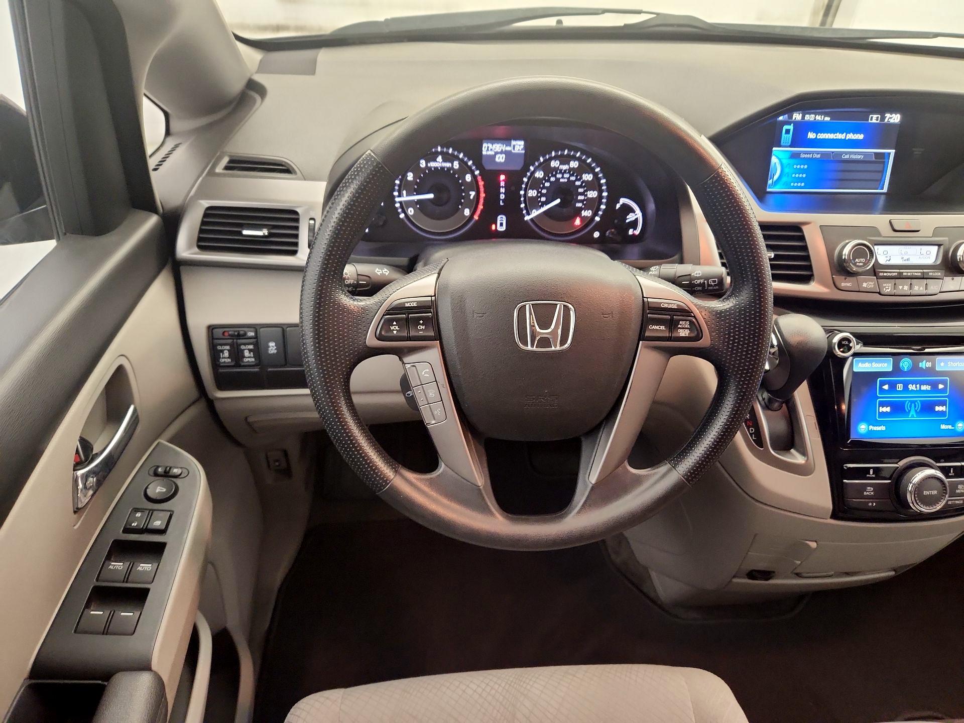 Thumbnail: 2015 Honda Odyssey - 10