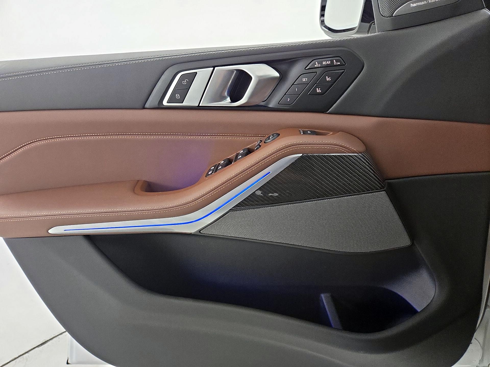 Thumbnail: 2026 BMW X7 - 12