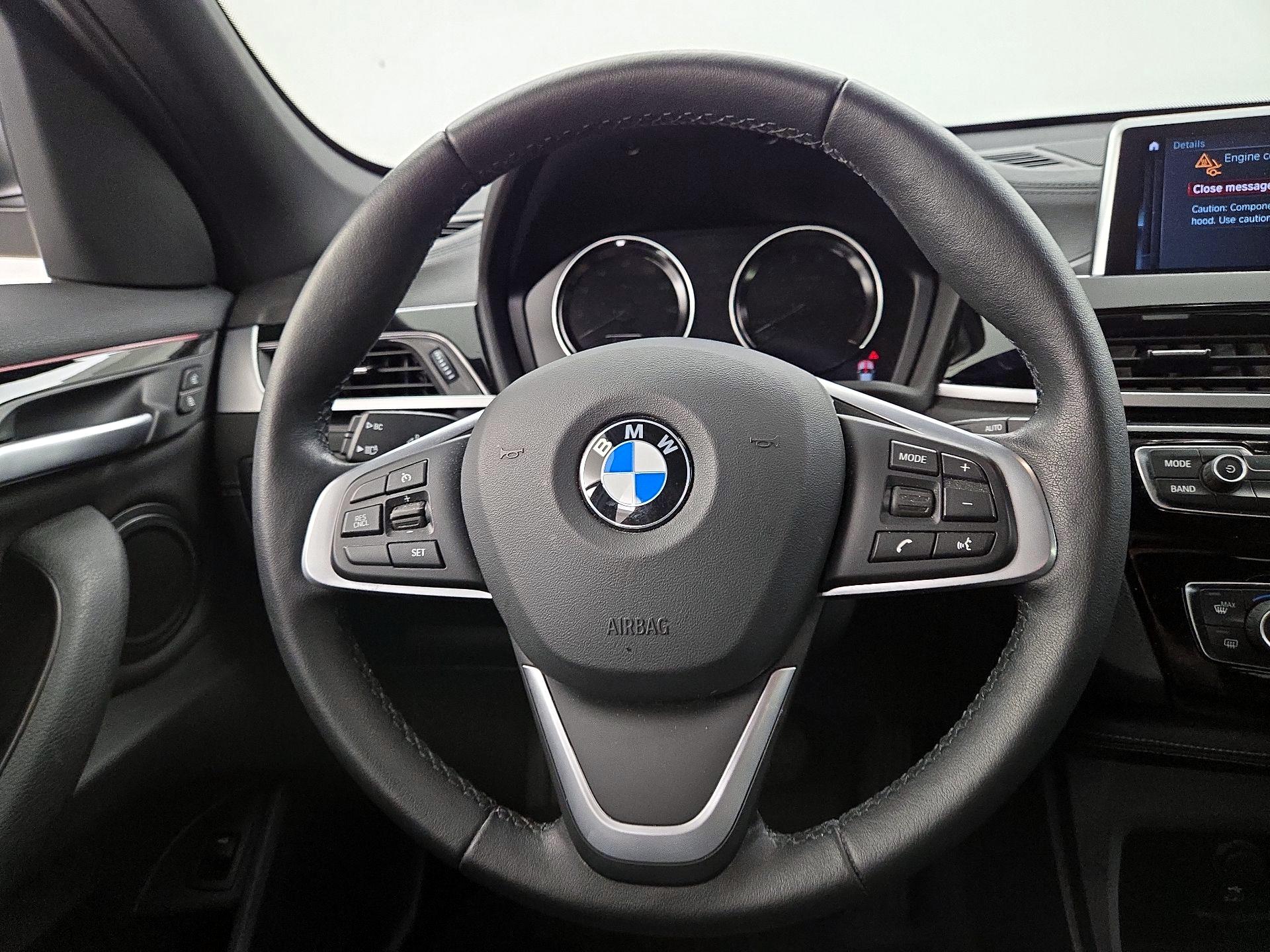 Thumbnail: 2022 BMW X1 - 10