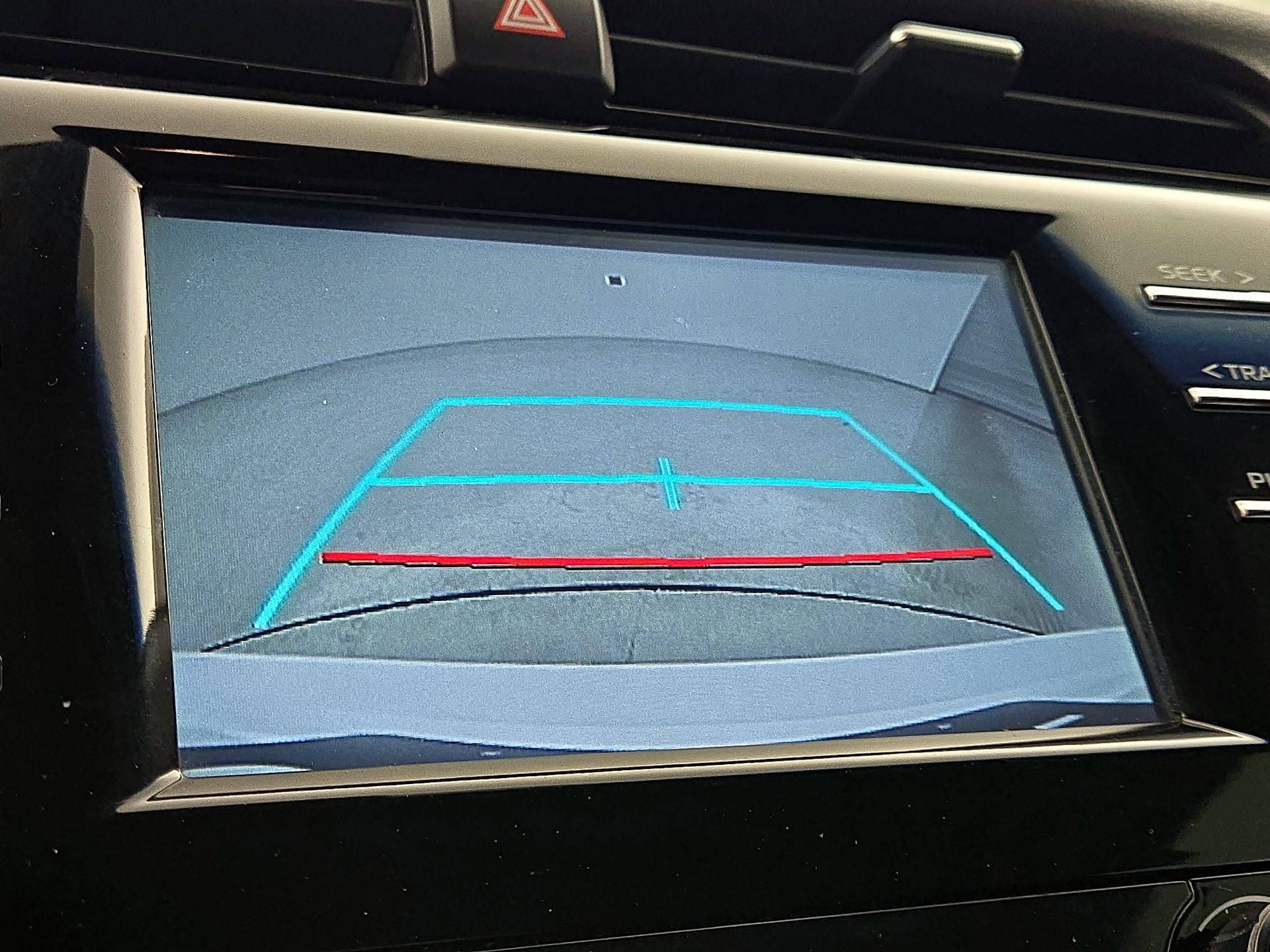 Thumbnail: 2018 Toyota Camry - 14