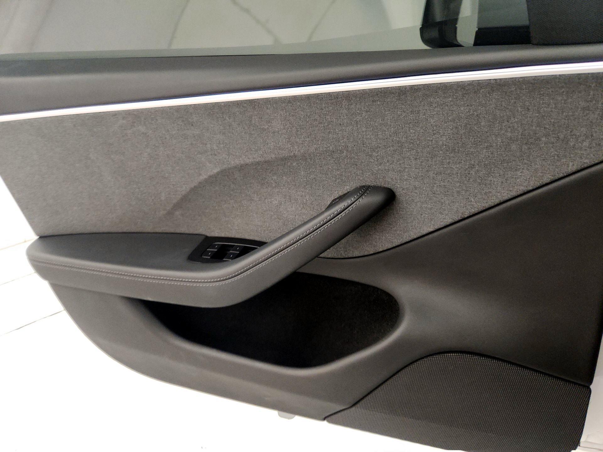 Thumbnail: 2025 Tesla Model 3 - 12
