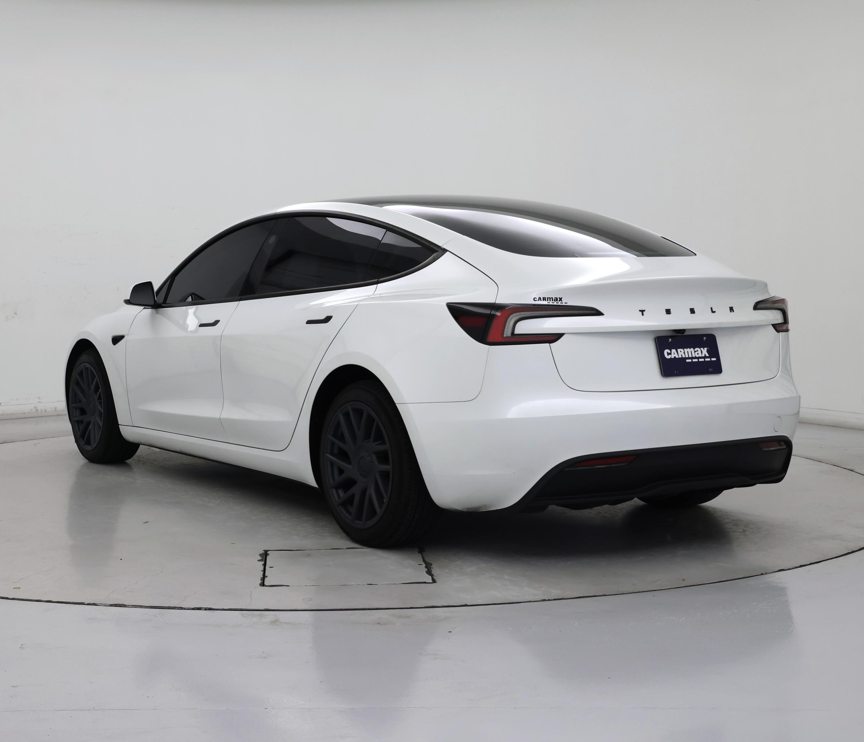 Thumbnail: 2025 Tesla Model 3 - 2
