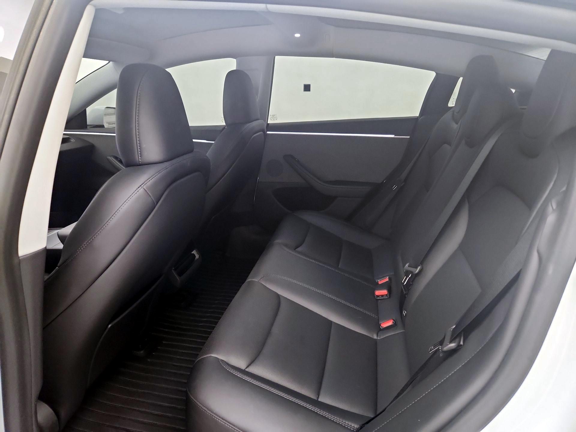 Thumbnail: 2025 Tesla Model 3 - 20