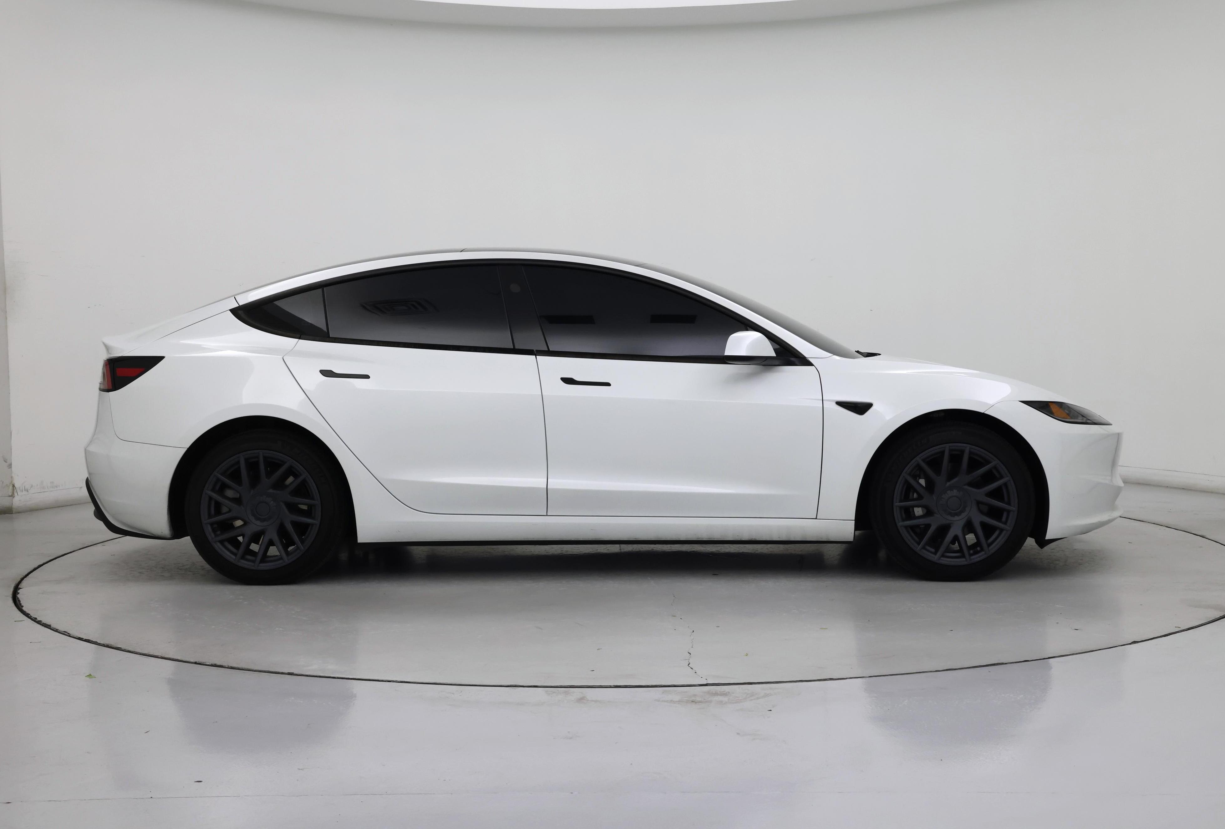 Thumbnail: 2025 Tesla Model 3 - 7