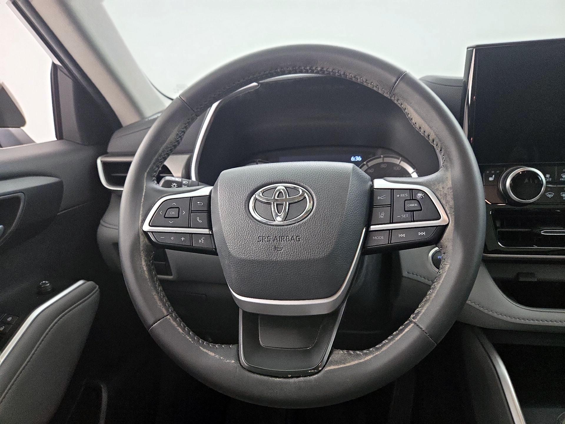 Thumbnail: 2025 Toyota Highlander - 10