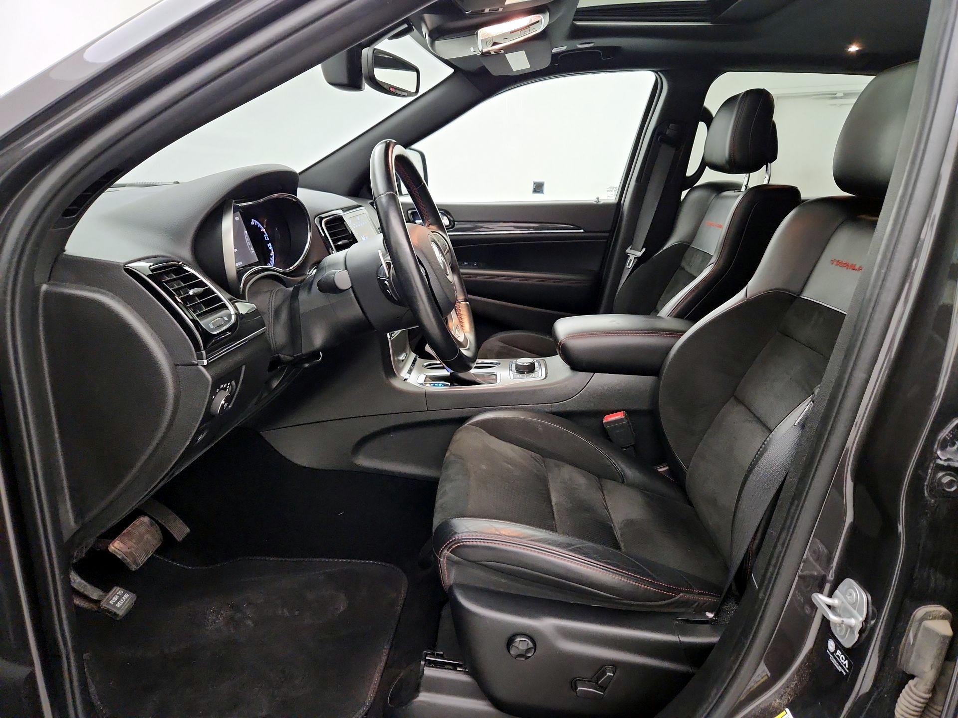 Thumbnail: 2021 Jeep Grand Cherokee - 11
